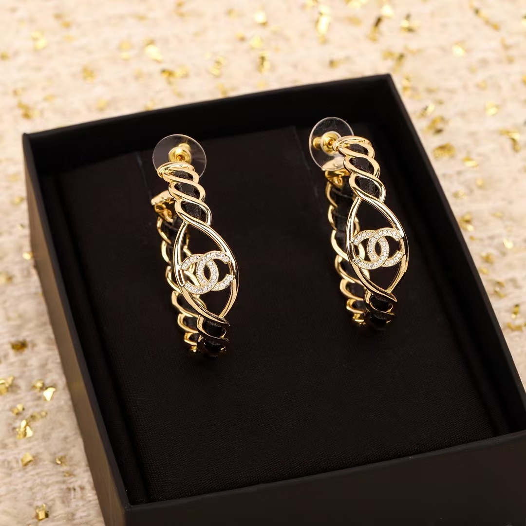 CHANE1 フープピアス レザーイヤリング【50％割引+送料無料】