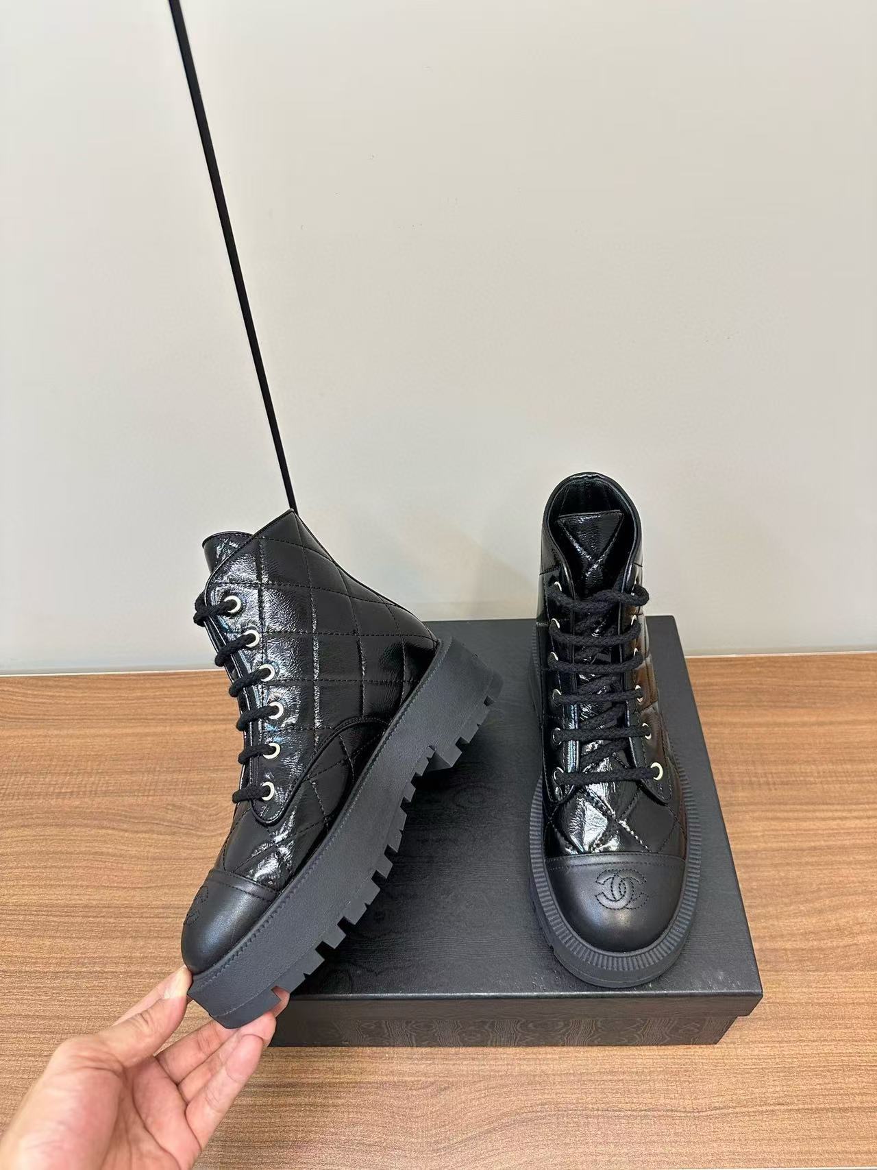 CHANE1高品質レースアッププラットフォームブーツ【50％割引+送料無料】