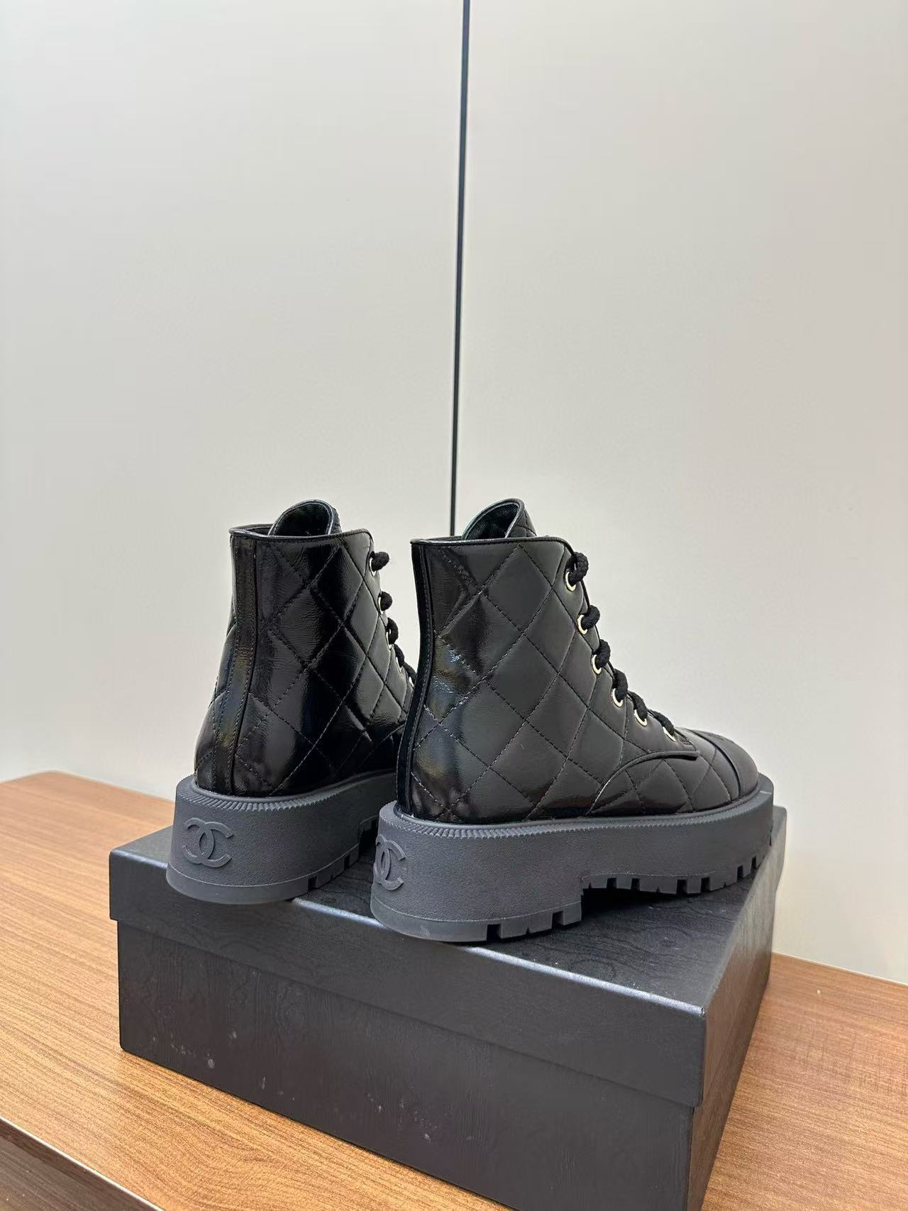 CHANE1高品質レースアッププラットフォームブーツ【50％割引+送料無料】