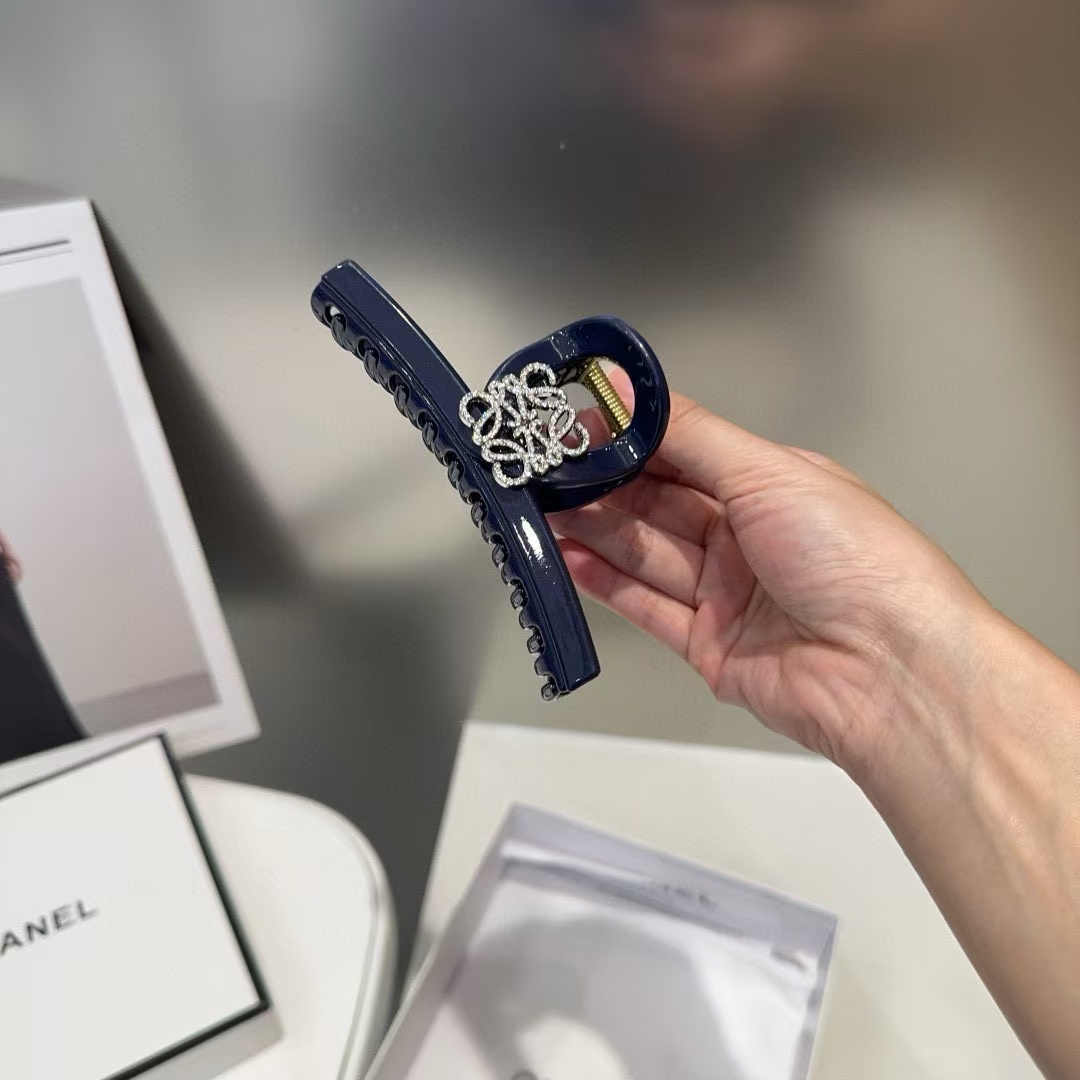 L0WEW ダイヤモンド ヘアクリップ【50％割引+送料無料】