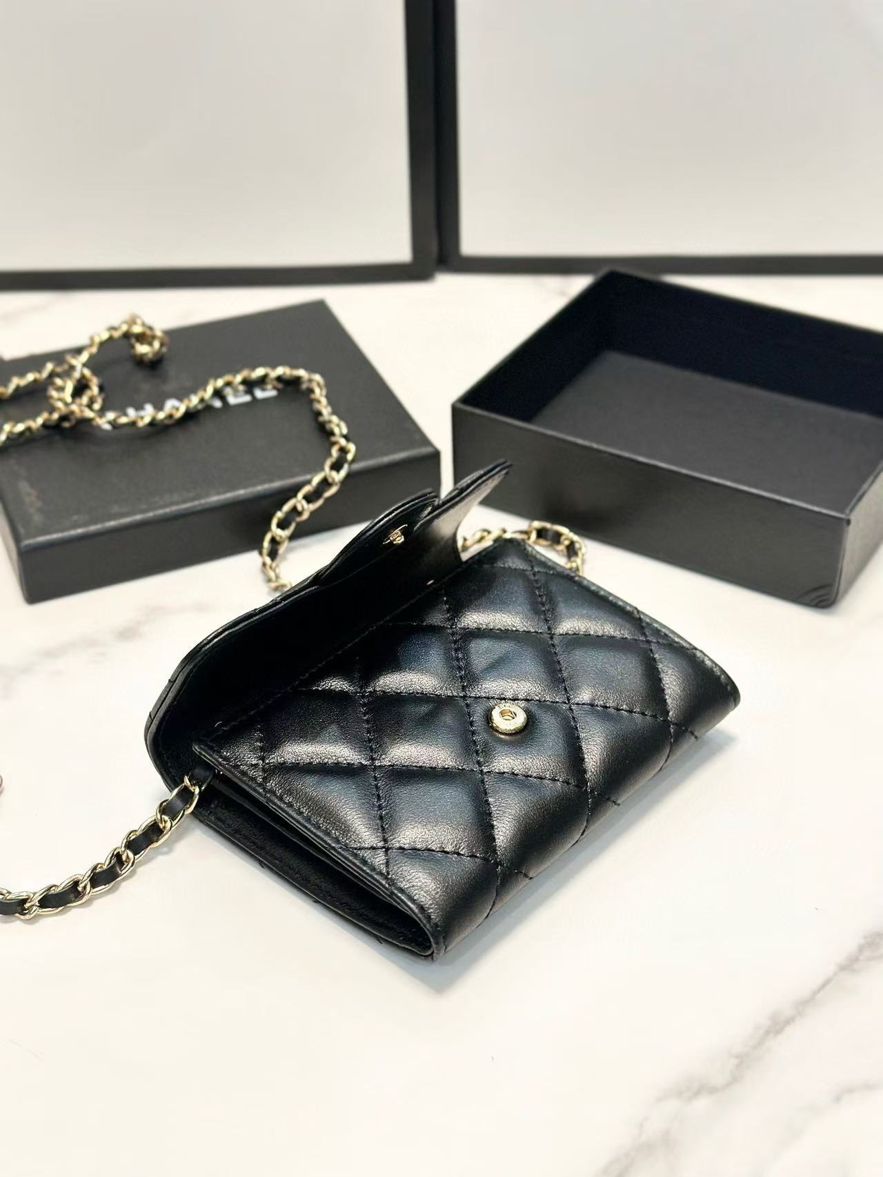 CHANE1 チェーン シープスキン ショルダー クロスボディバッグ【50％割引+送料無料】