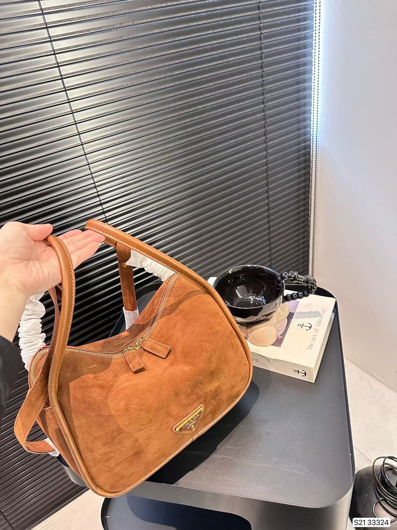 PR4DA ディアスキンハンドバッグ【50％割引+送料無料】