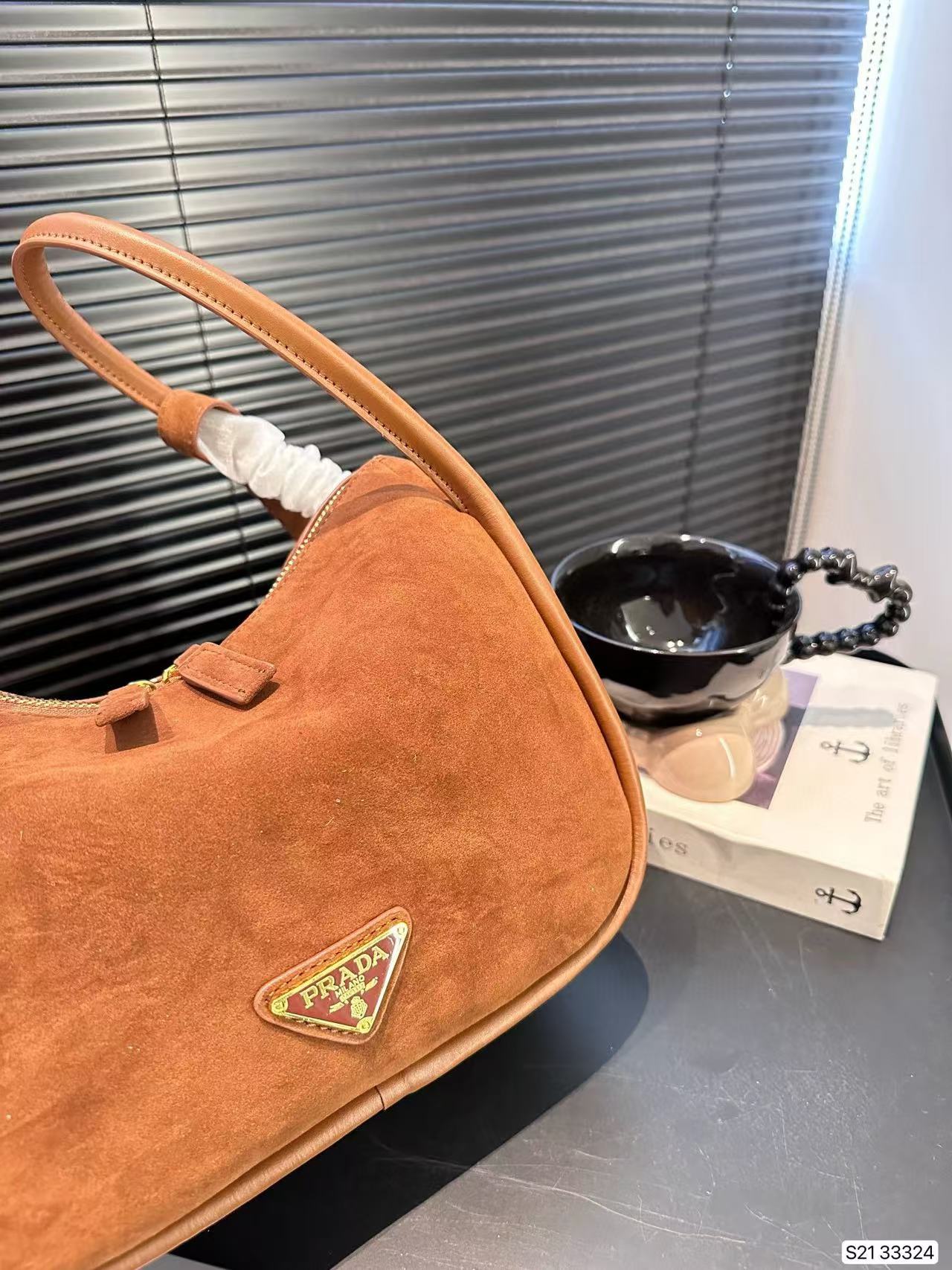 PR4DA ディアスキンハンドバッグ【50％割引+送料無料】