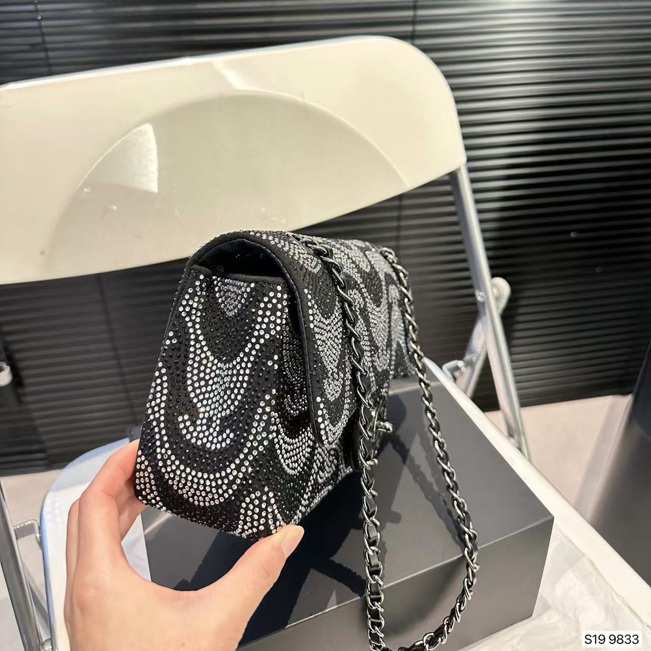 CHANE1 スパークリングダイヤモンド ショルダー クロスボディバッグ【50％割引+送料無料】