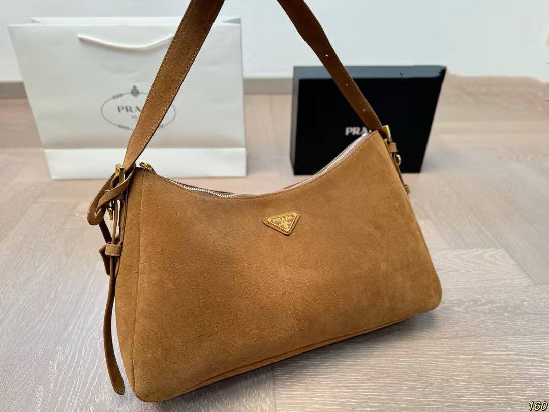 PR4DA 鹿革脇下バッグ【50％割引+送料無料】