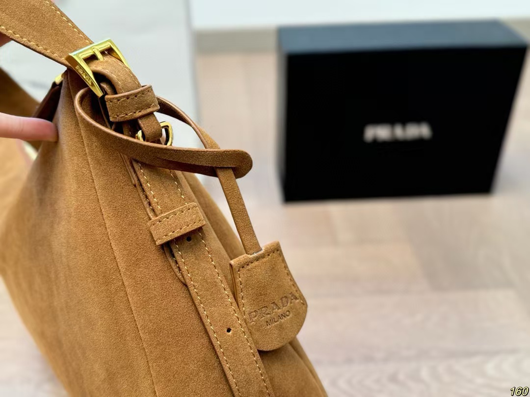 PR4DA 鹿革脇下バッグ【50％割引+送料無料】