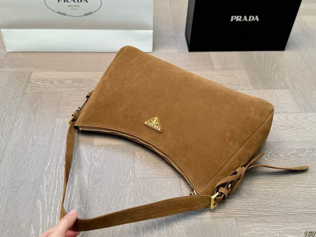 PR4DA 鹿革脇下バッグ【50％割引+送料無料】