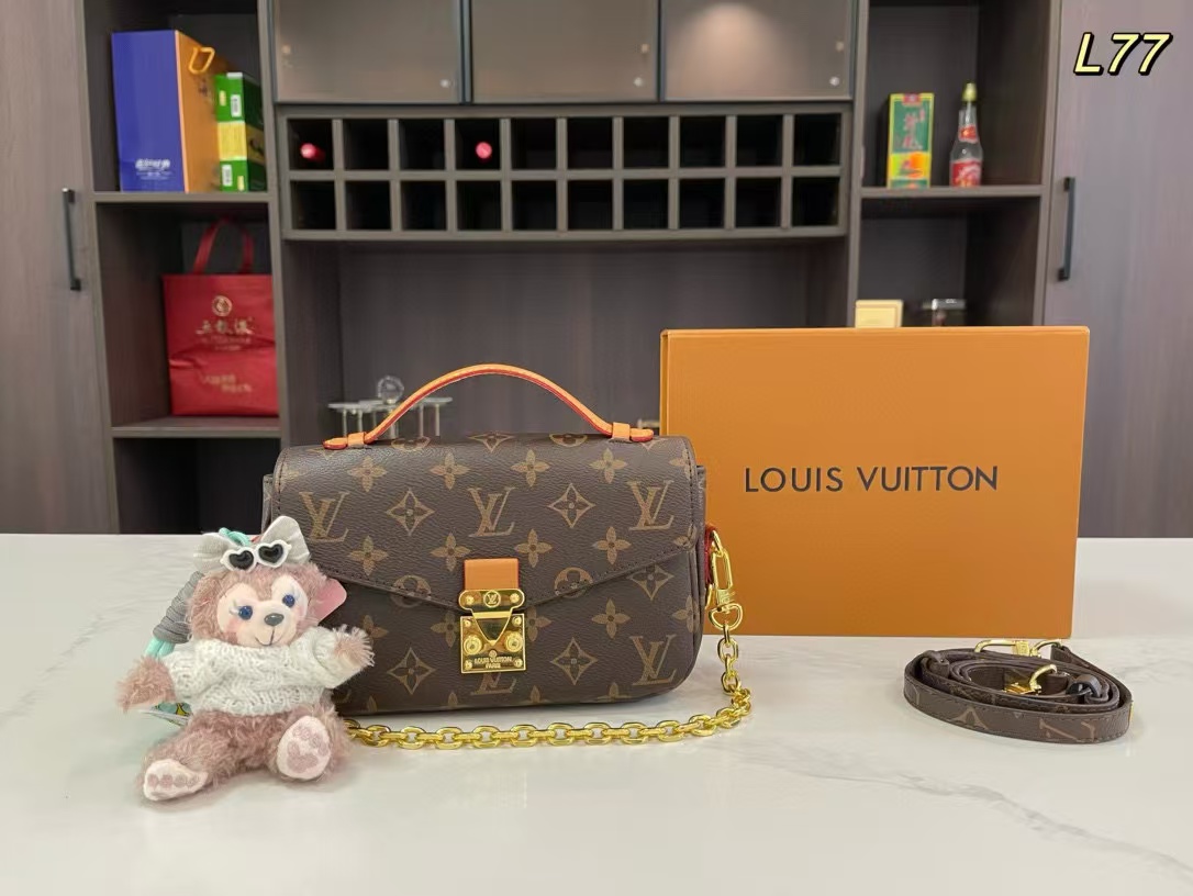 LV老眼チェーンハンドバッグ【50％割引+送料無料】
