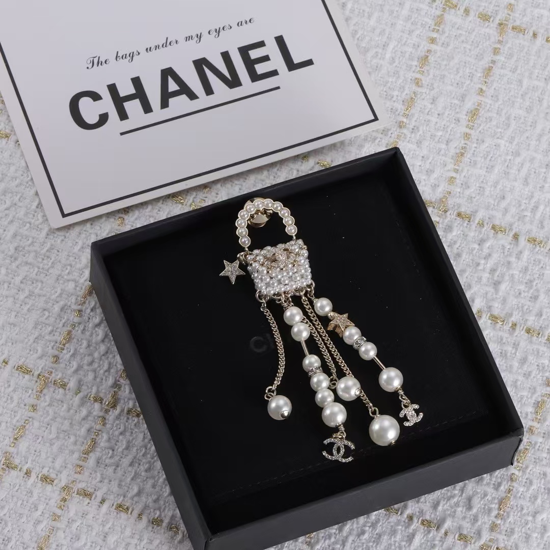 CHANE1 パールタッセルブローチ【50％割引+送料無料】