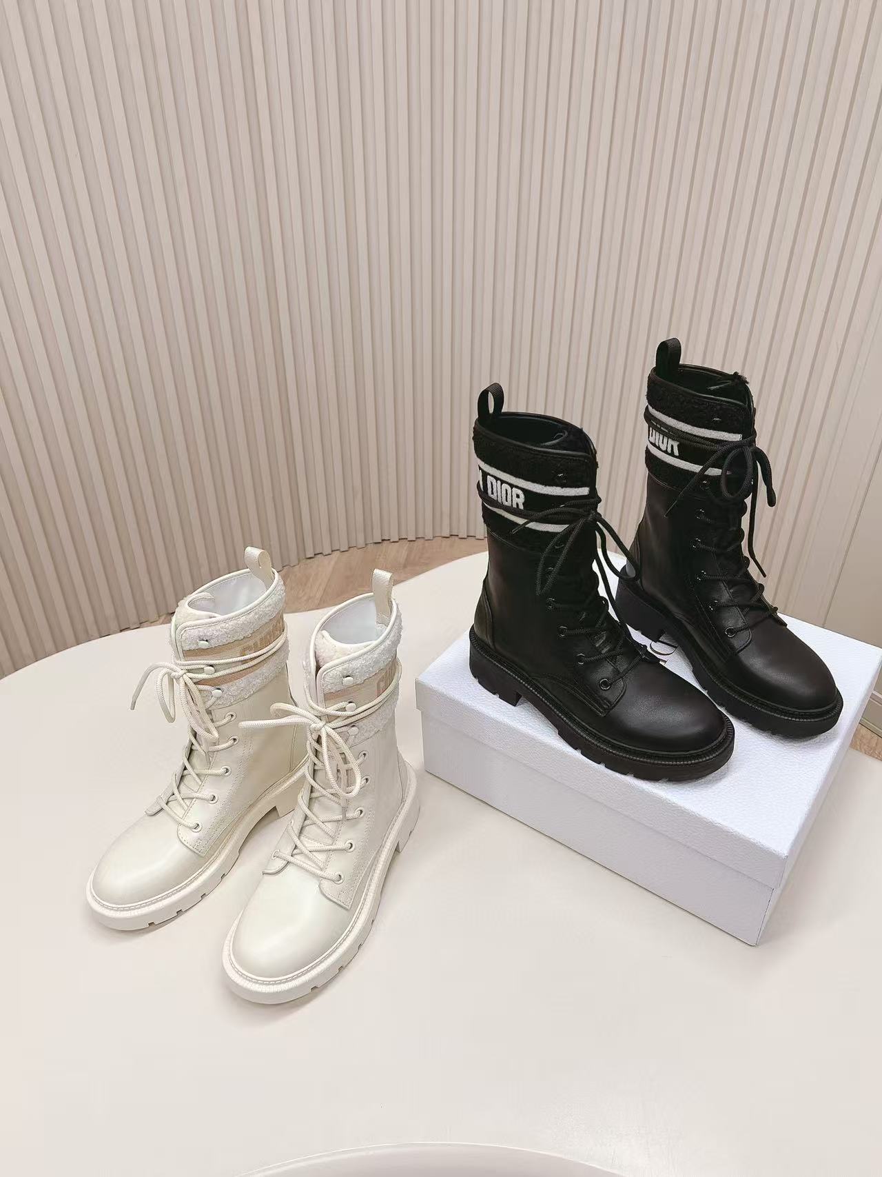 DI0R 高品質ウール レースアップ マーティンブーツ【50％割引+送料無料】