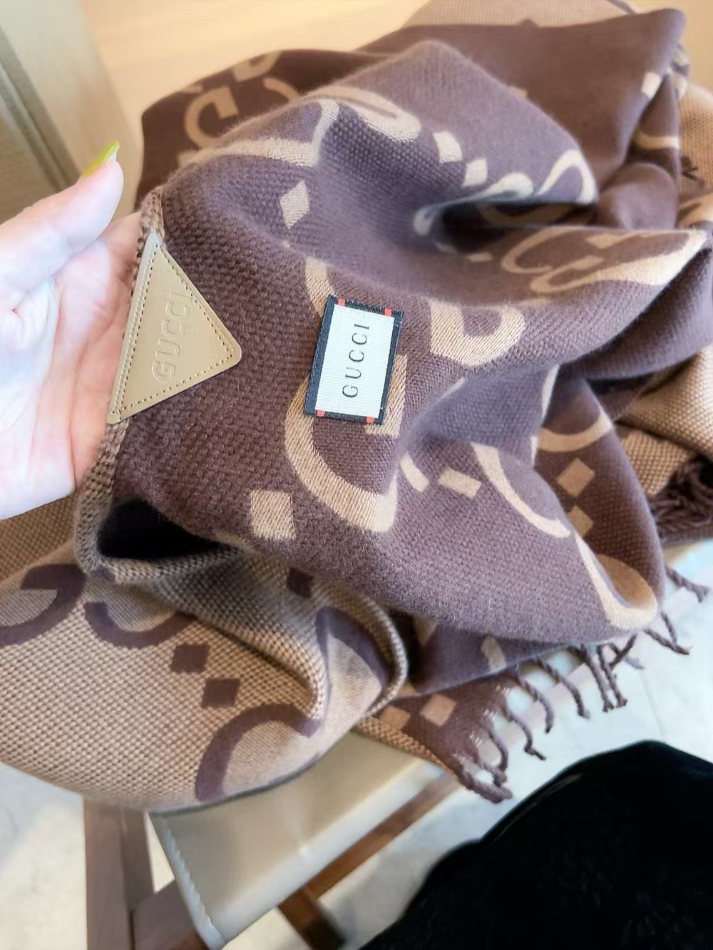 GUCC1 カシミヤタッセルショール【50％割引+送料無料】