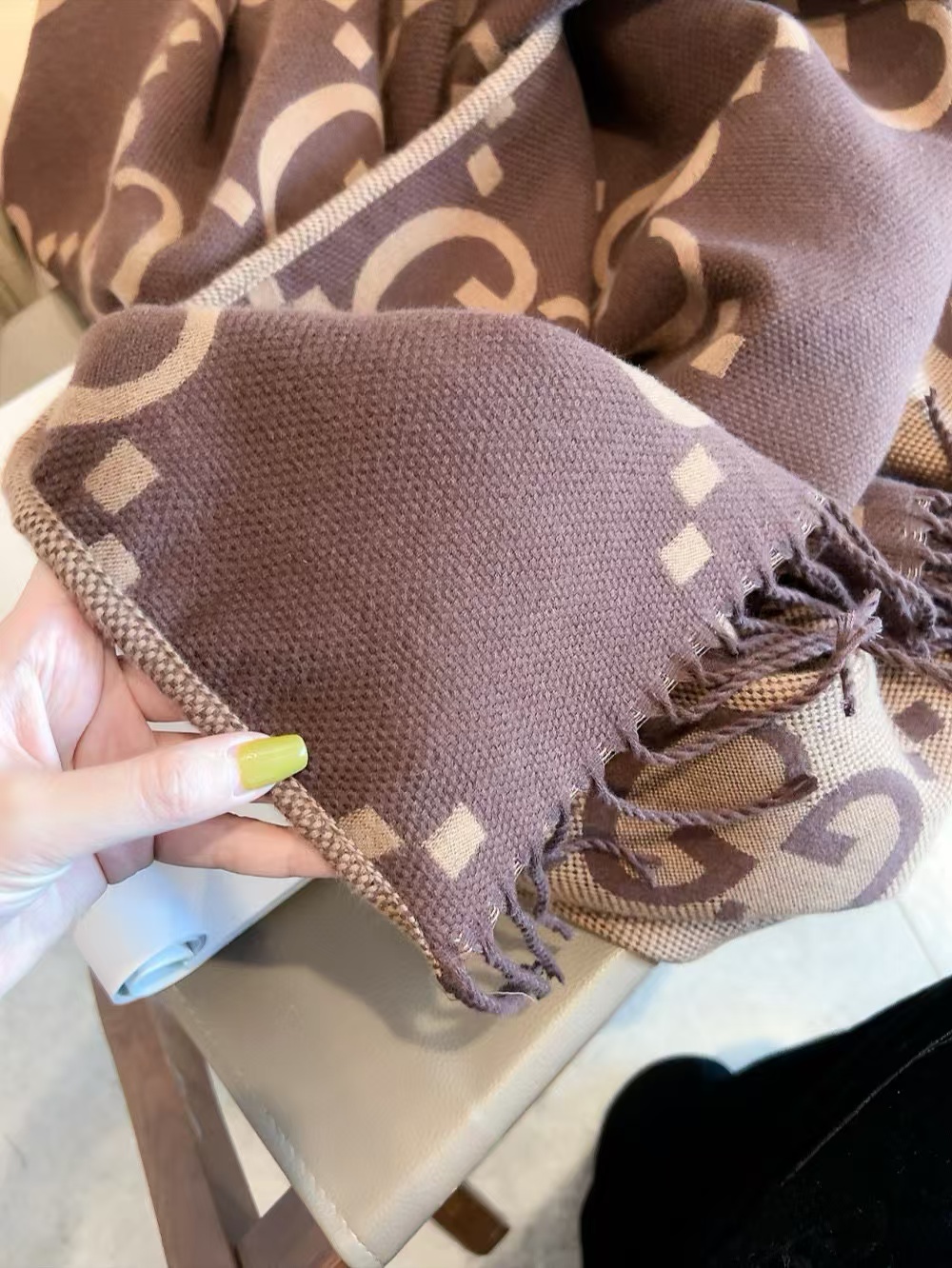 GUCC1 カシミヤタッセルショール【50％割引+送料無料】