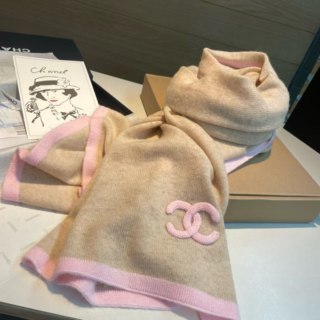CHANE1 ピンク ダブル C ロゴ カシミア スカーフ【50％割引+送料無料】
