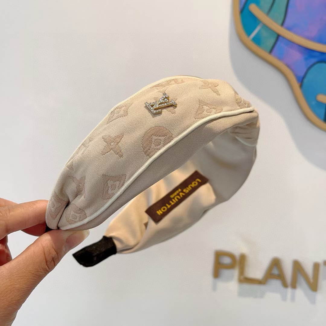 LV 四つ葉のクローバー カチューシャ【50％割引+送料無料】