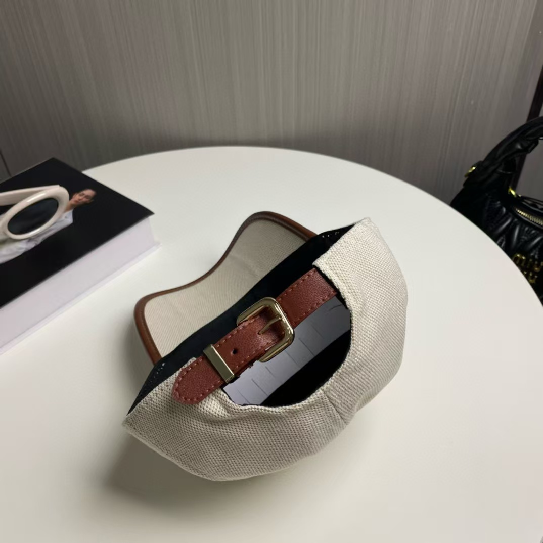 M1UM1U レターベースボールキャップ【50％割引+送料無料】