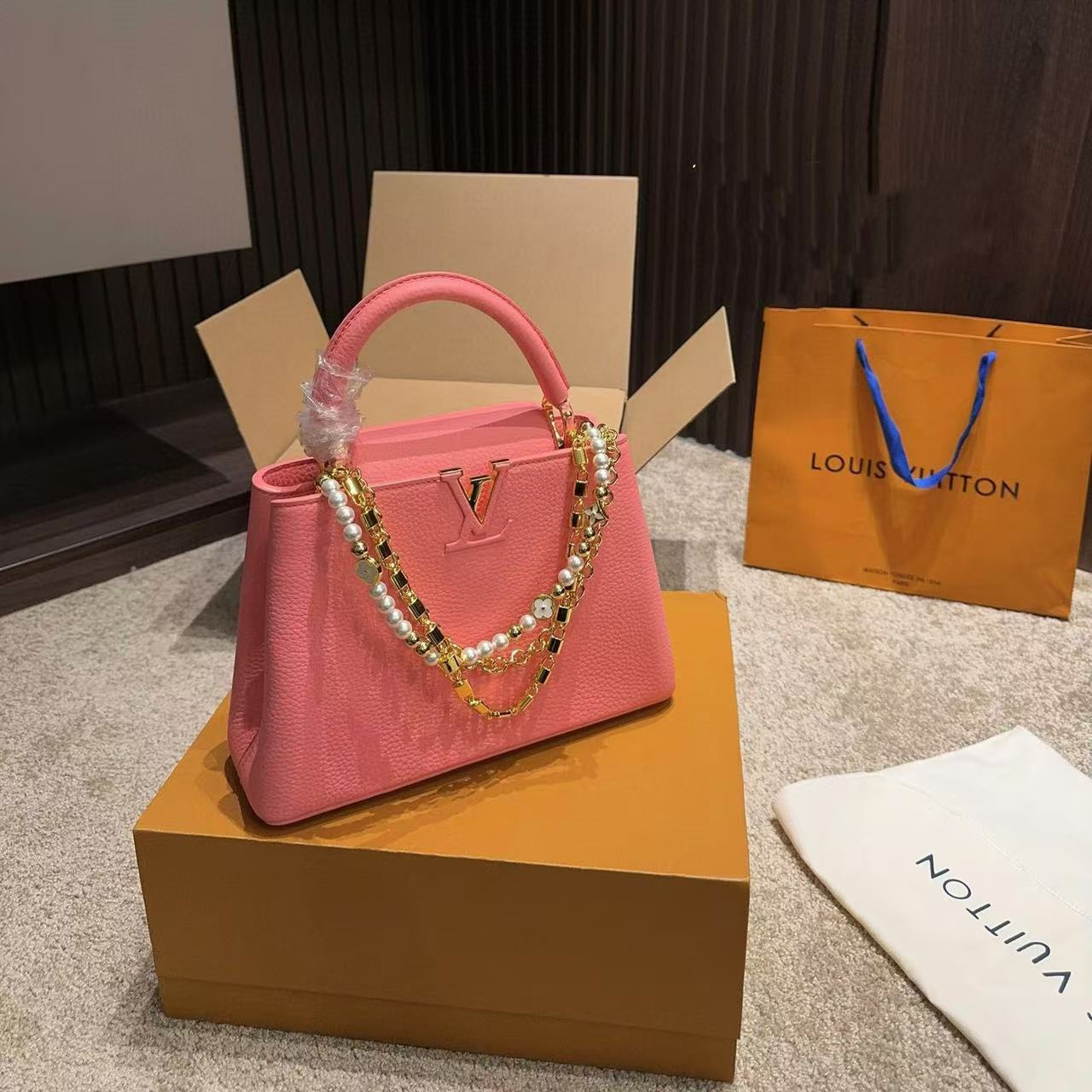 LV パールチェーン ハンドバッグ【50％割引+送料無料】