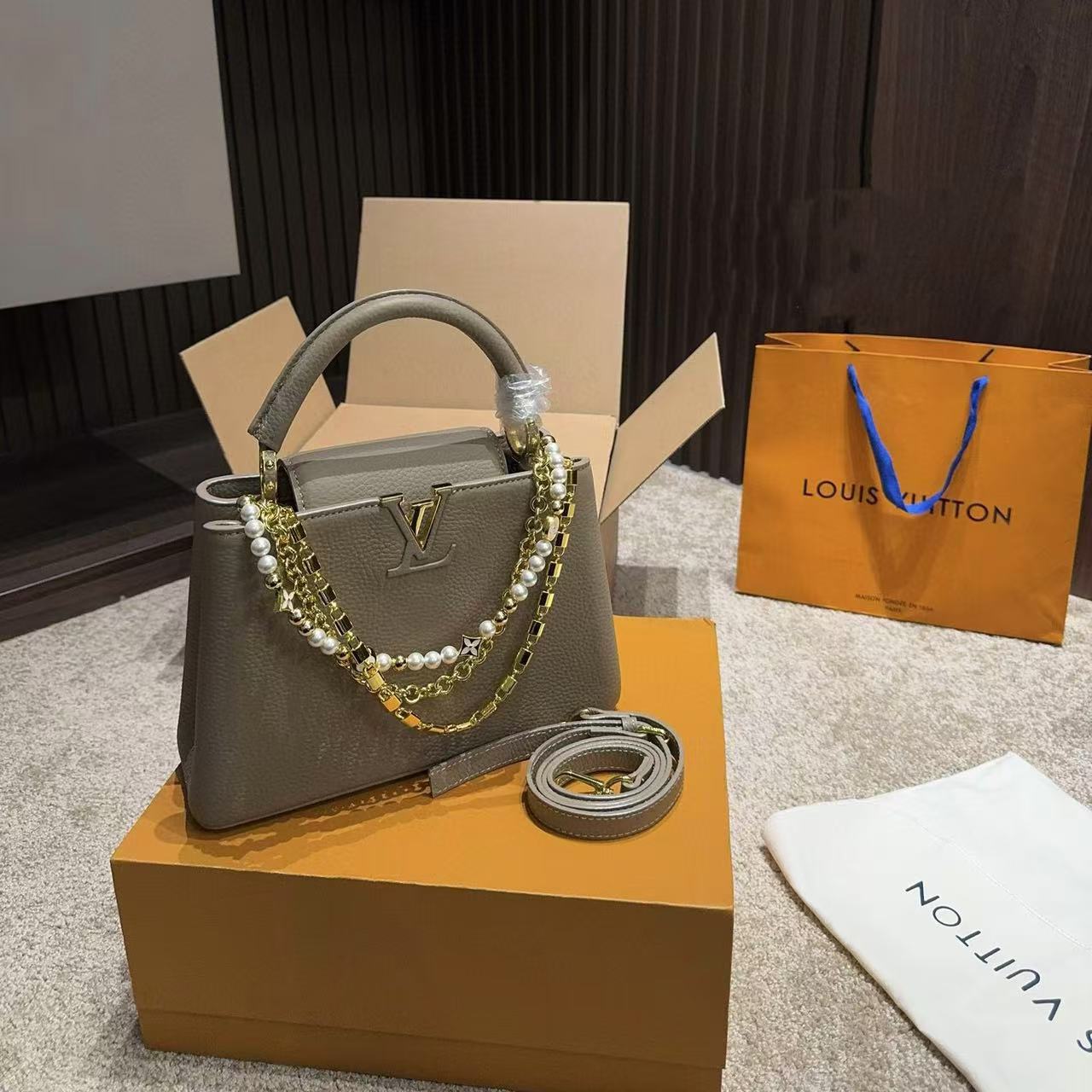 LV パールチェーン ハンドバッグ【50％割引+送料無料】