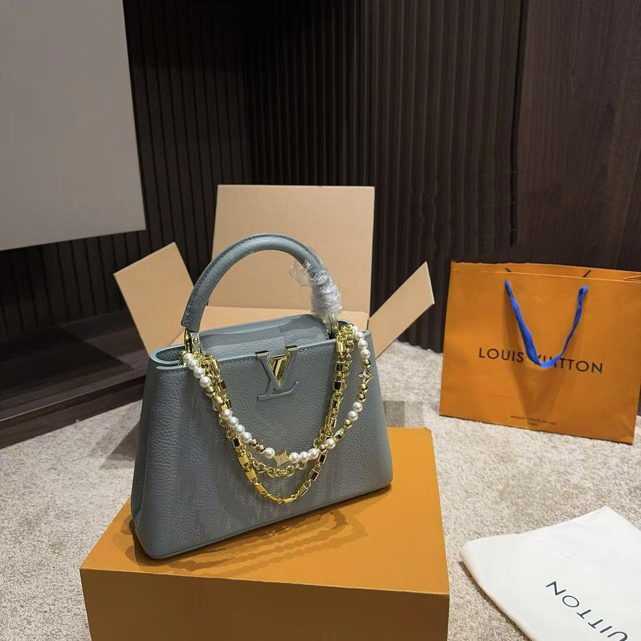 LV パールチェーン ハンドバッグ【50％割引+送料無料】