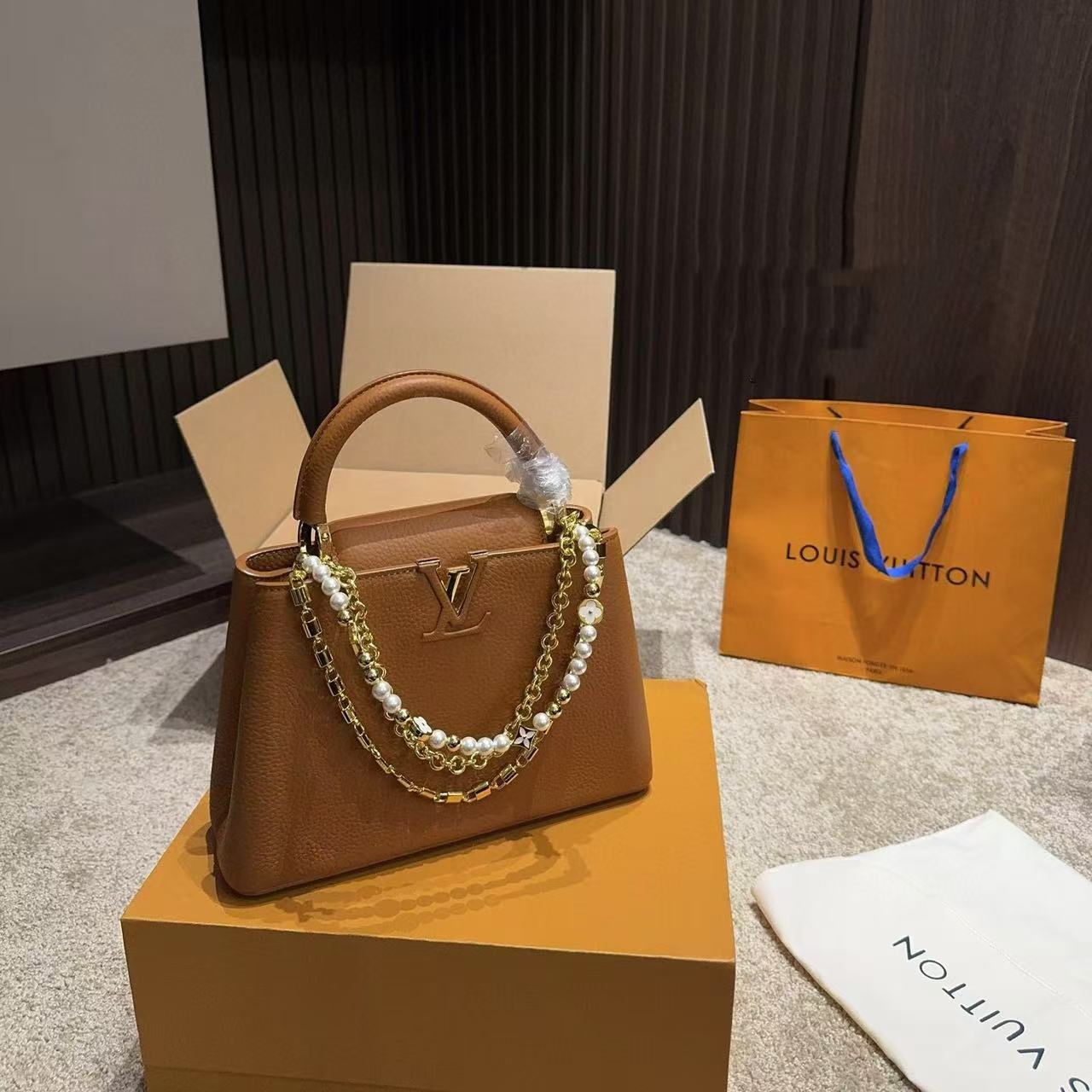 LV パールチェーン ハンドバッグ【50％割引+送料無料】