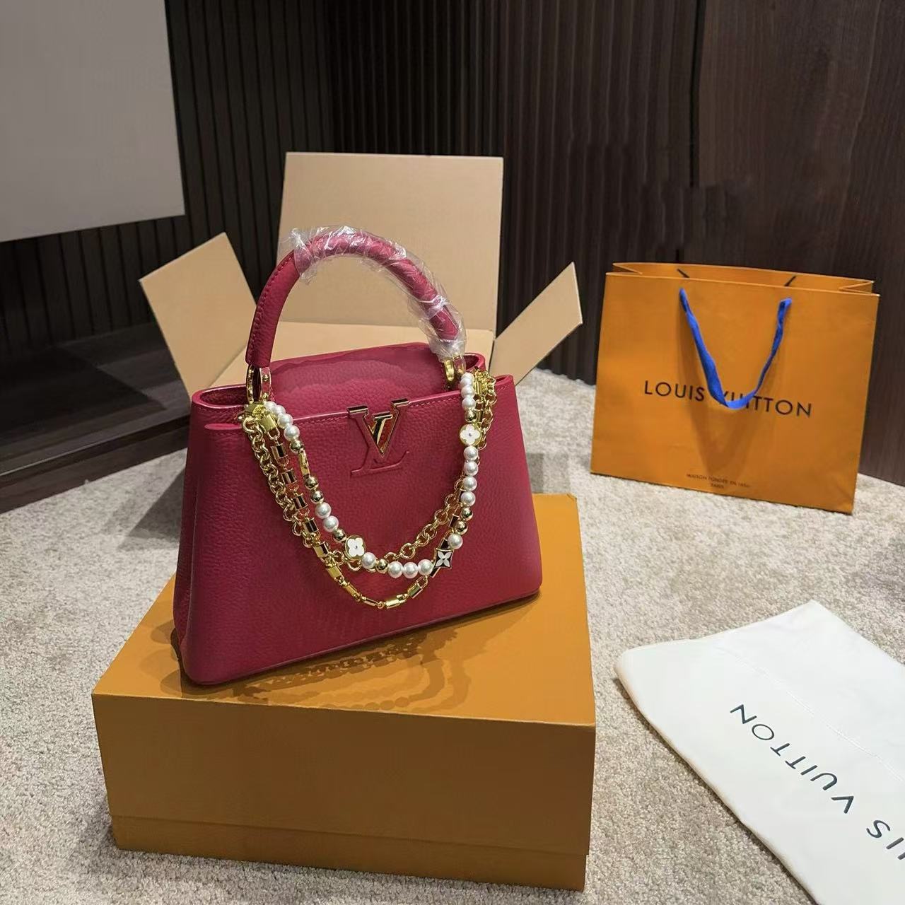 LV パールチェーン ハンドバッグ【50％割引+送料無料】