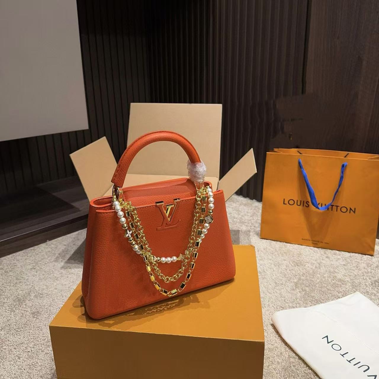 LV パールチェーン ハンドバッグ【50％割引+送料無料】