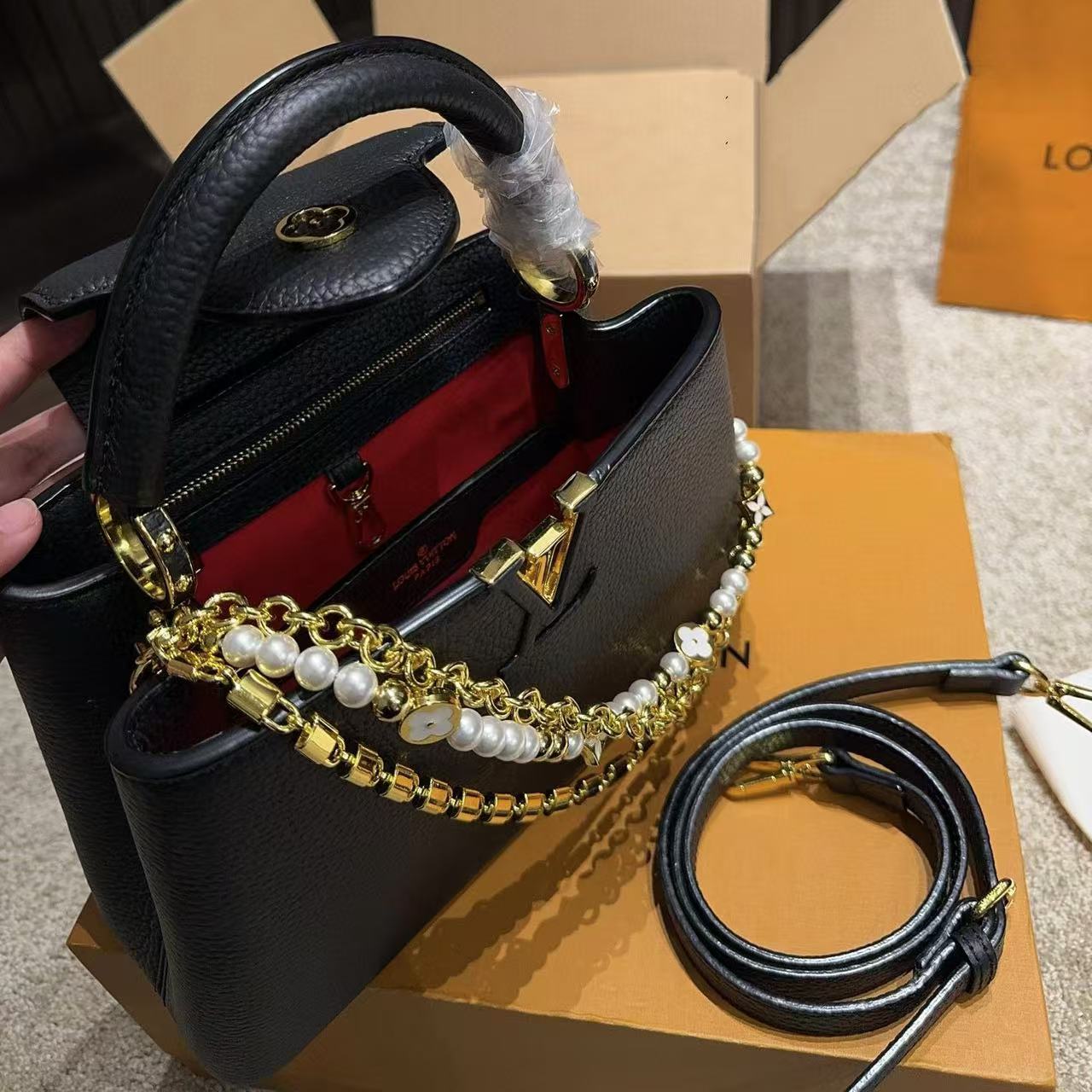 LV パールチェーン ハンドバッグ【50％割引+送料無料】