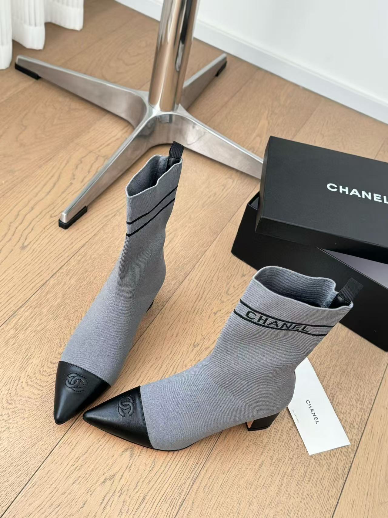 CHANE1 高品質ポインテッドトゥ ソックスブーツ【50％割引+送料無料】