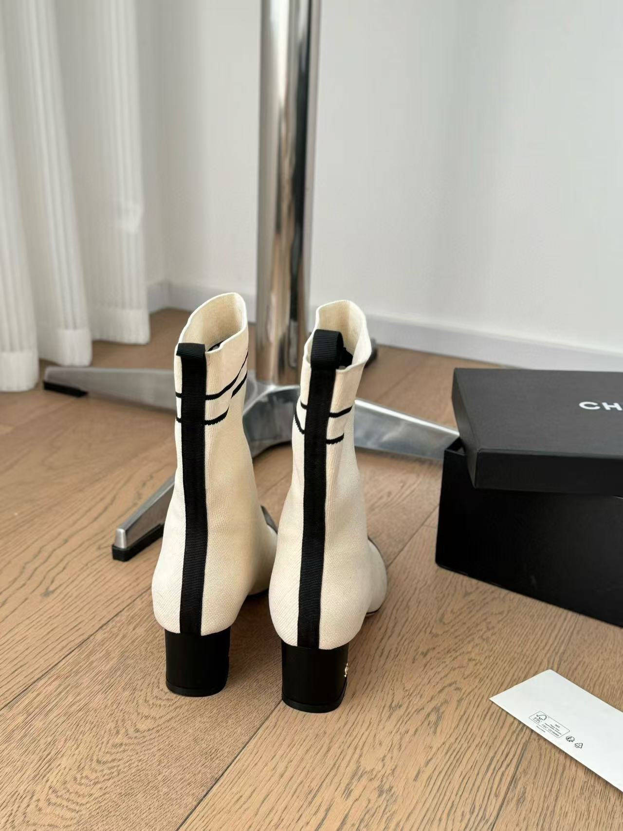 CHANE1 高品質ポインテッドトゥ ソックスブーツ【50％割引+送料無料】