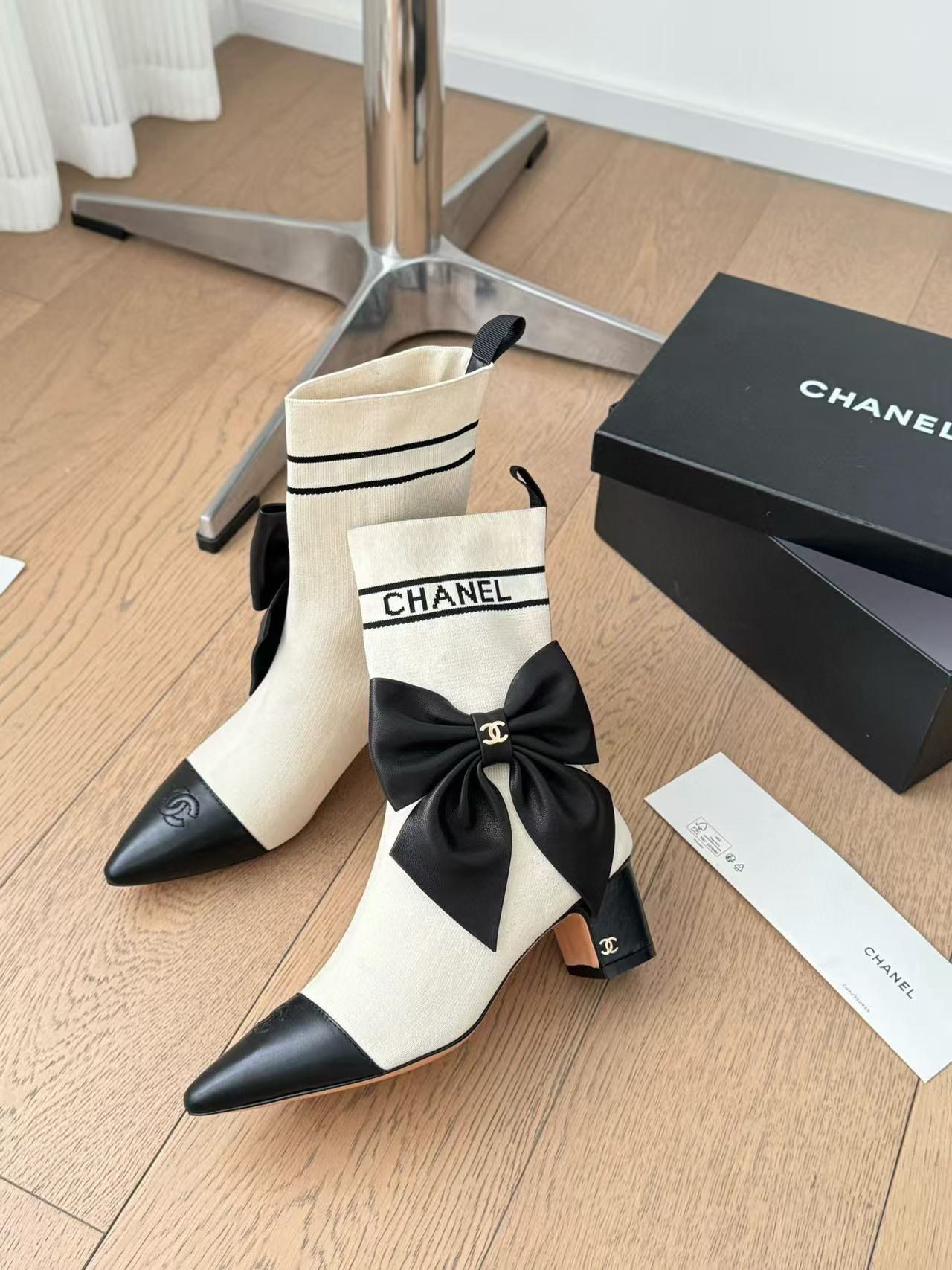 CHANE1 高品質ポインテッドトゥ ボウ ソックス ブーツ【50％割引+送料無料】