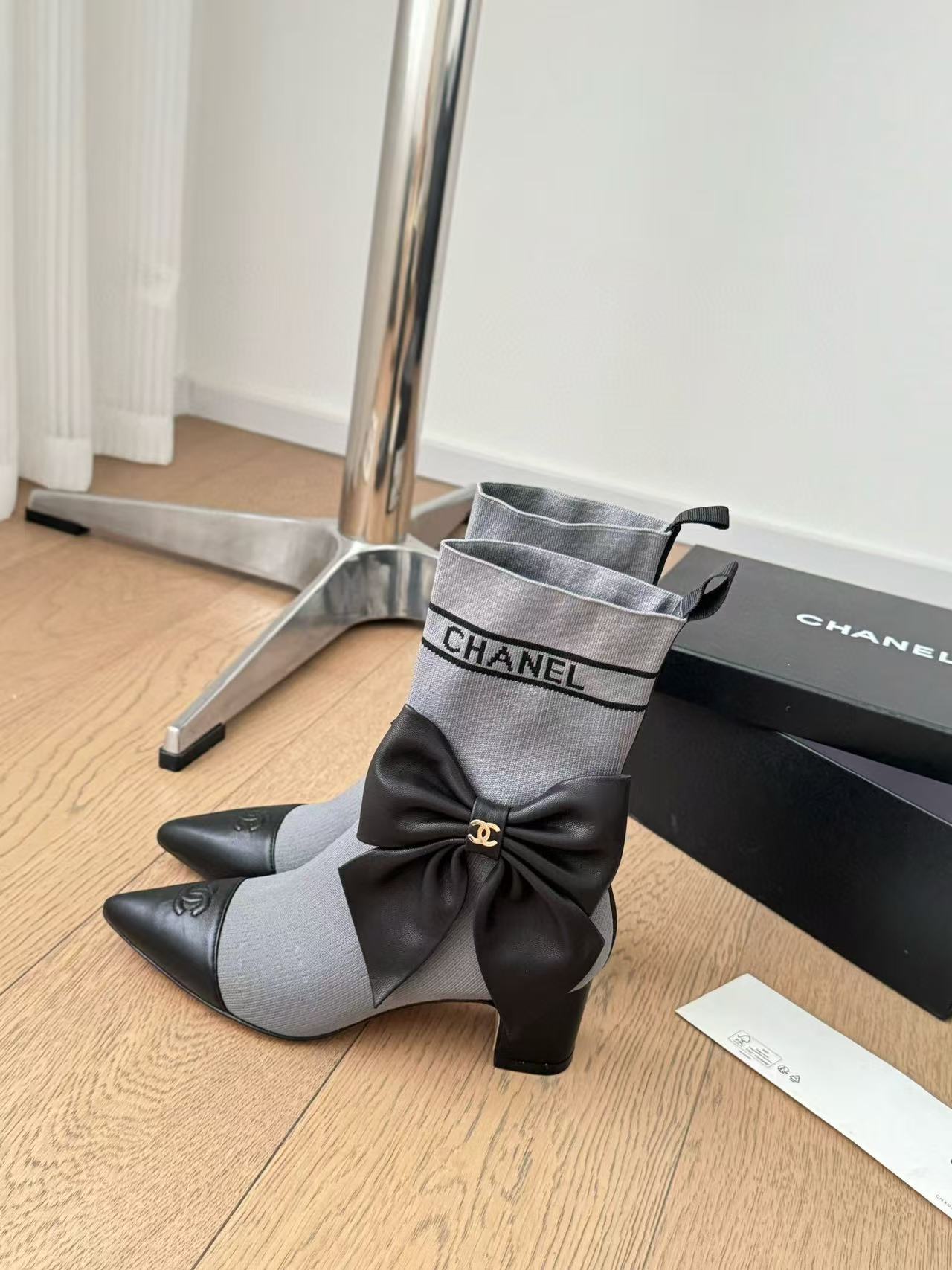 CHANE1 高品質ポインテッドトゥ ボウ ソックス ブーツ【50％割引+送料無料】
