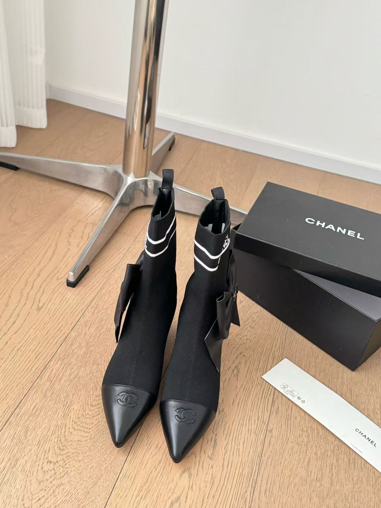 CHANE1 高品質ポインテッドトゥ ボウ ソックス ブーツ【50％割引+送料無料】