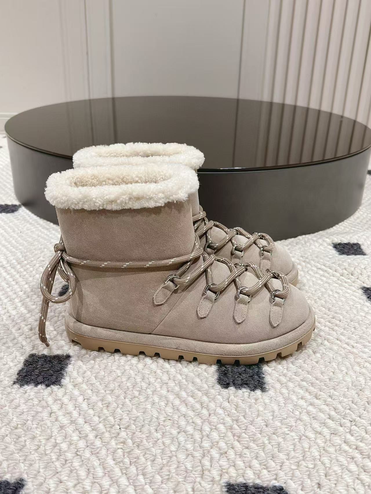 M1UM1U 高品質レースアップスノーブーツ【50％割引+送料無料】