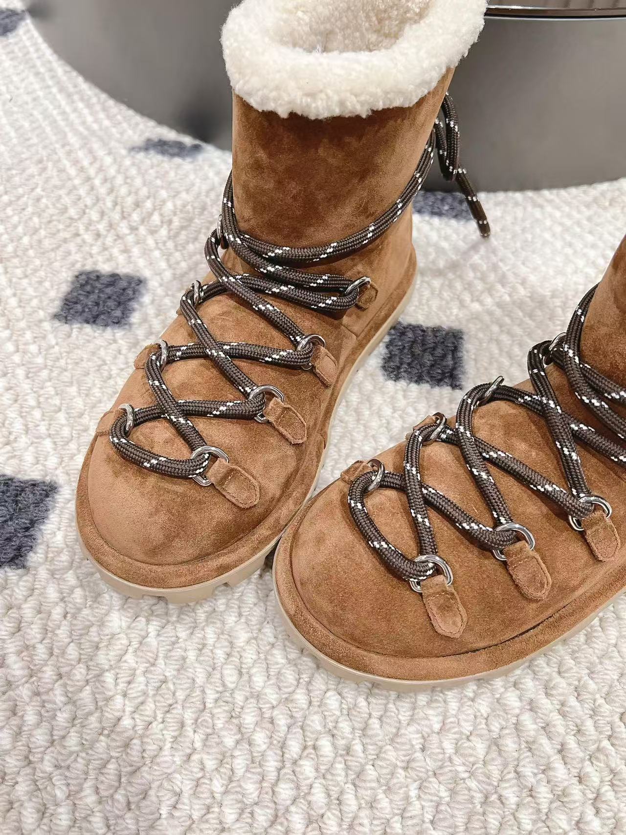 M1UM1U 高品質レースアップスノーブーツ【50％割引+送料無料】