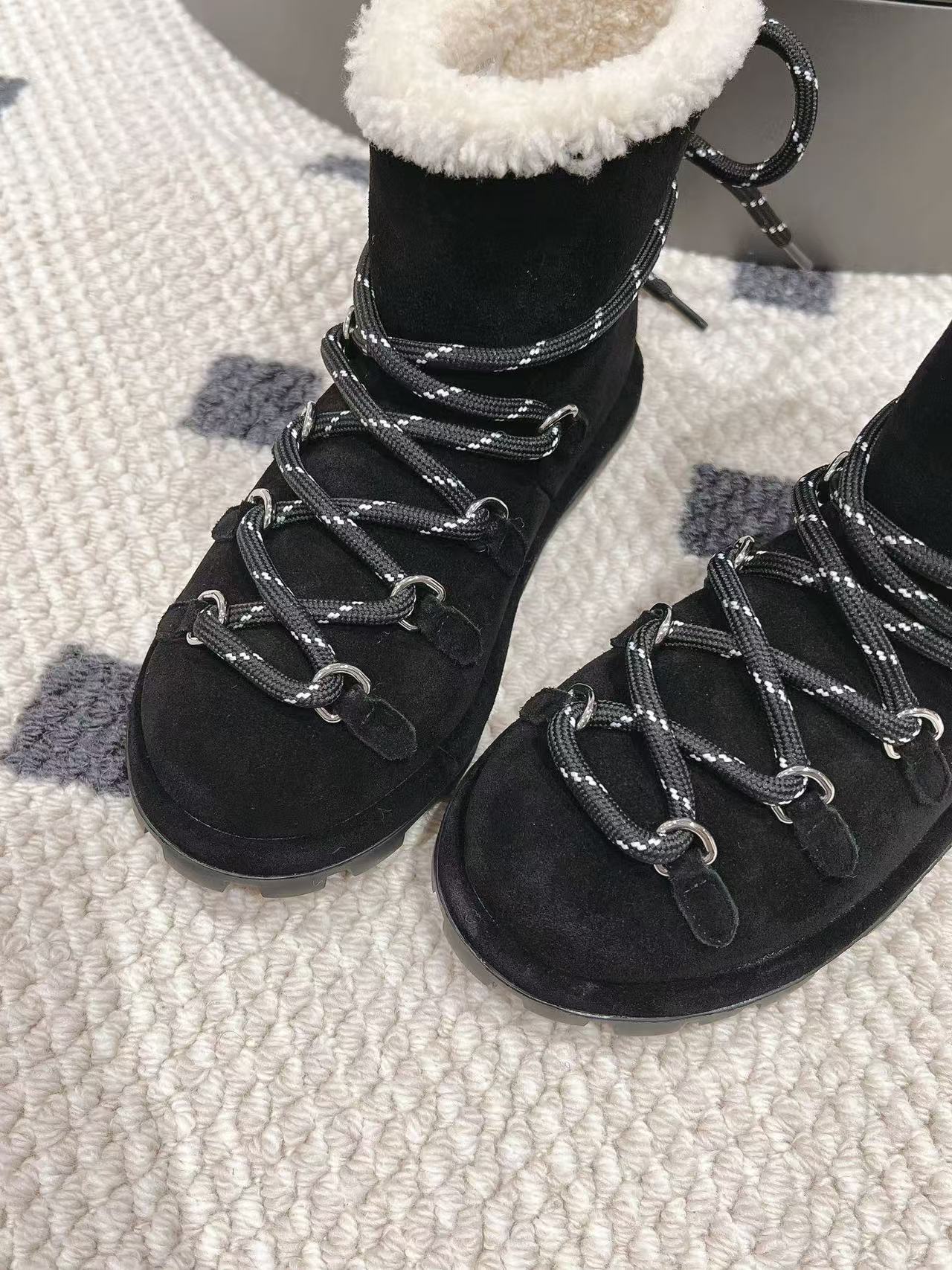 M1UM1U 高品質レースアップスノーブーツ【50％割引+送料無料】