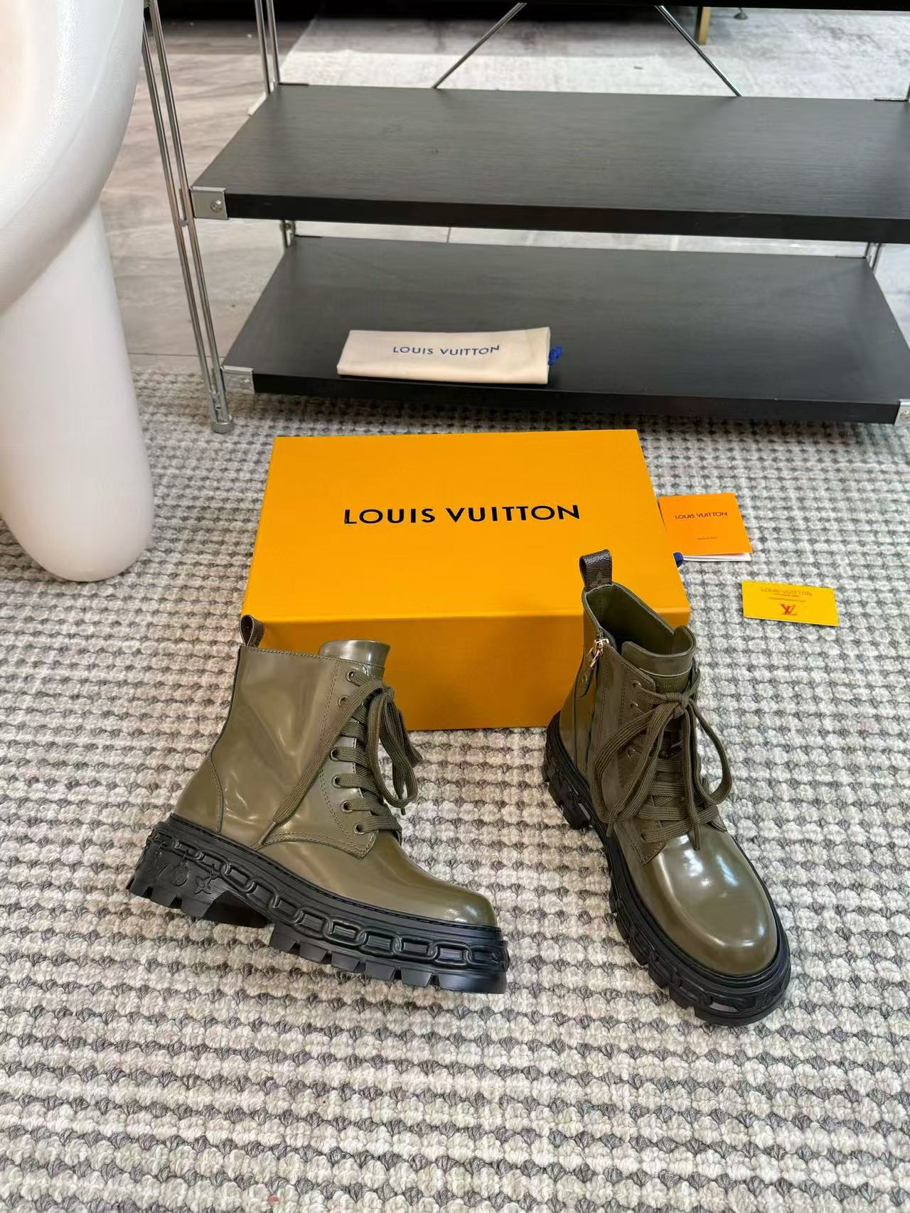LV高品質厚底ショートブーツ【50％割引+送料無料】