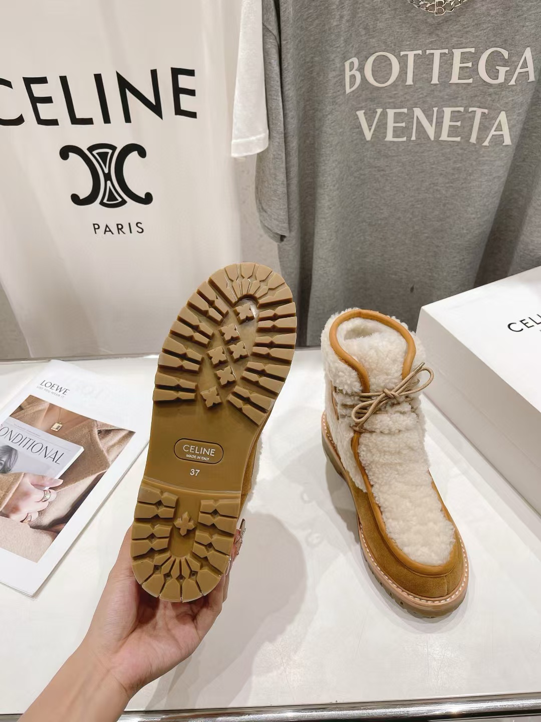 CEL1NE 高品質ラムウール スノーブーツ【50％割引+送料無料】