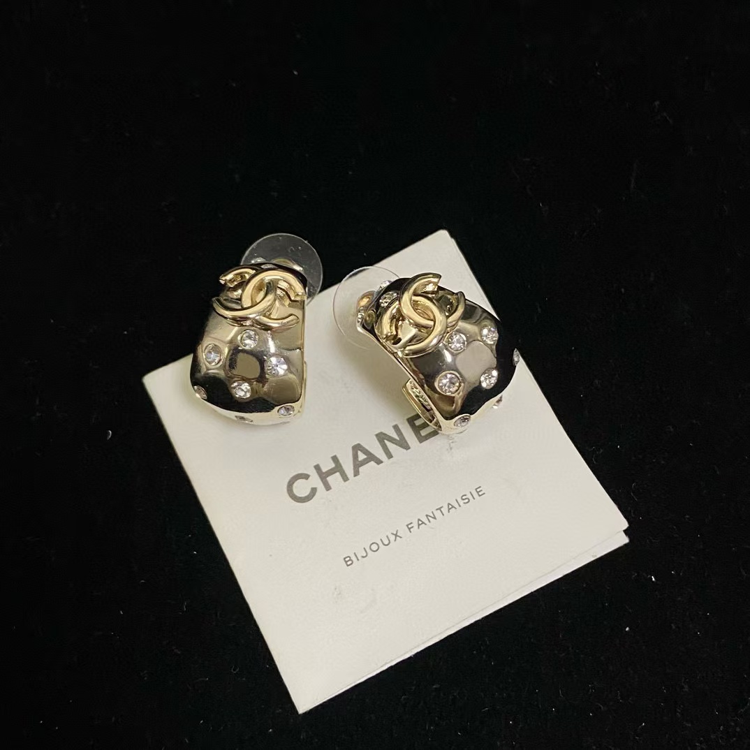 CHANE1 ダイヤモンド ダブルC ピアス【50％割引+送料無料】