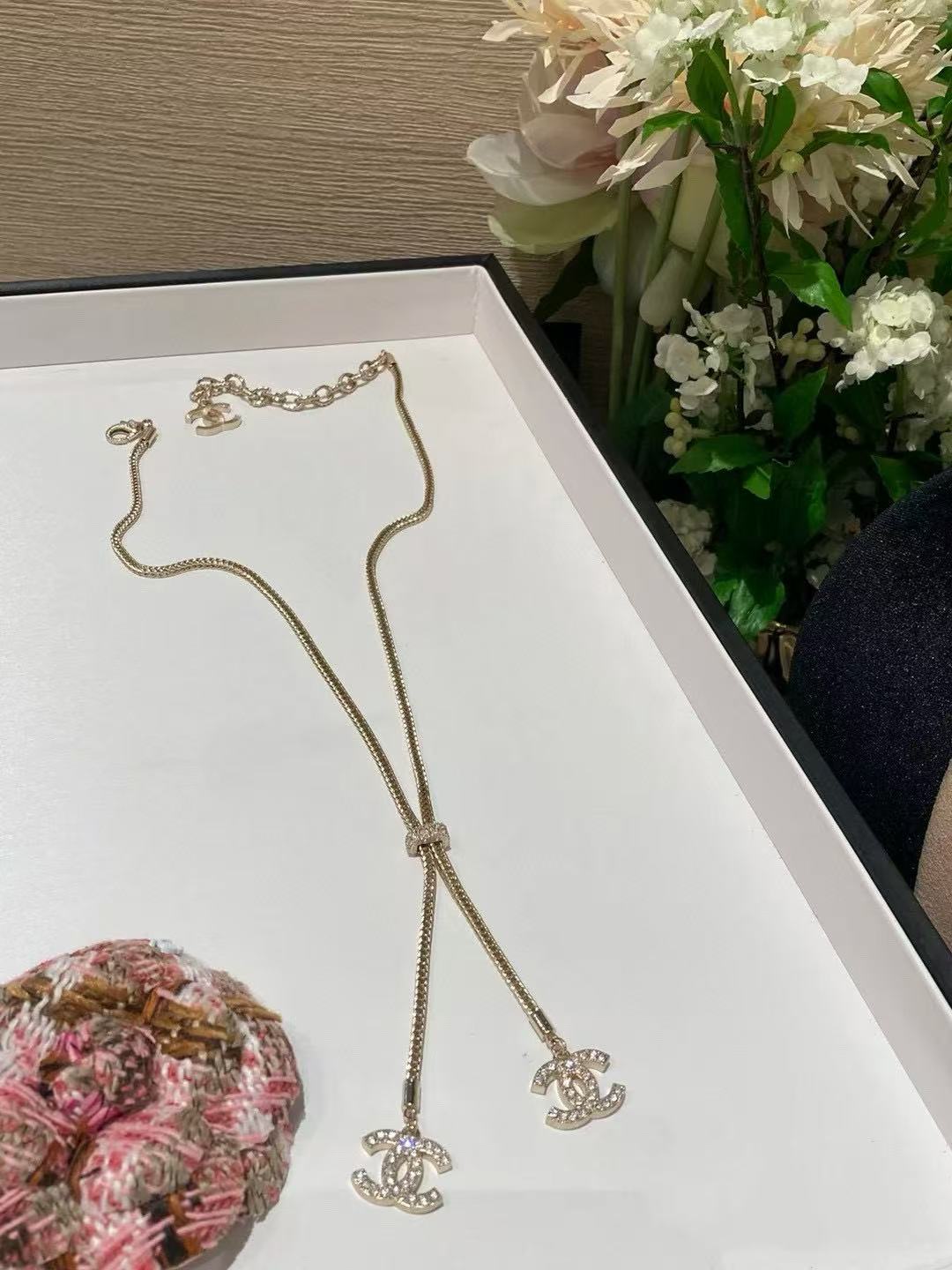 CHANE1 24K スネークボーン ダブル C タッセル ネックレス【50％割引+送料無料】