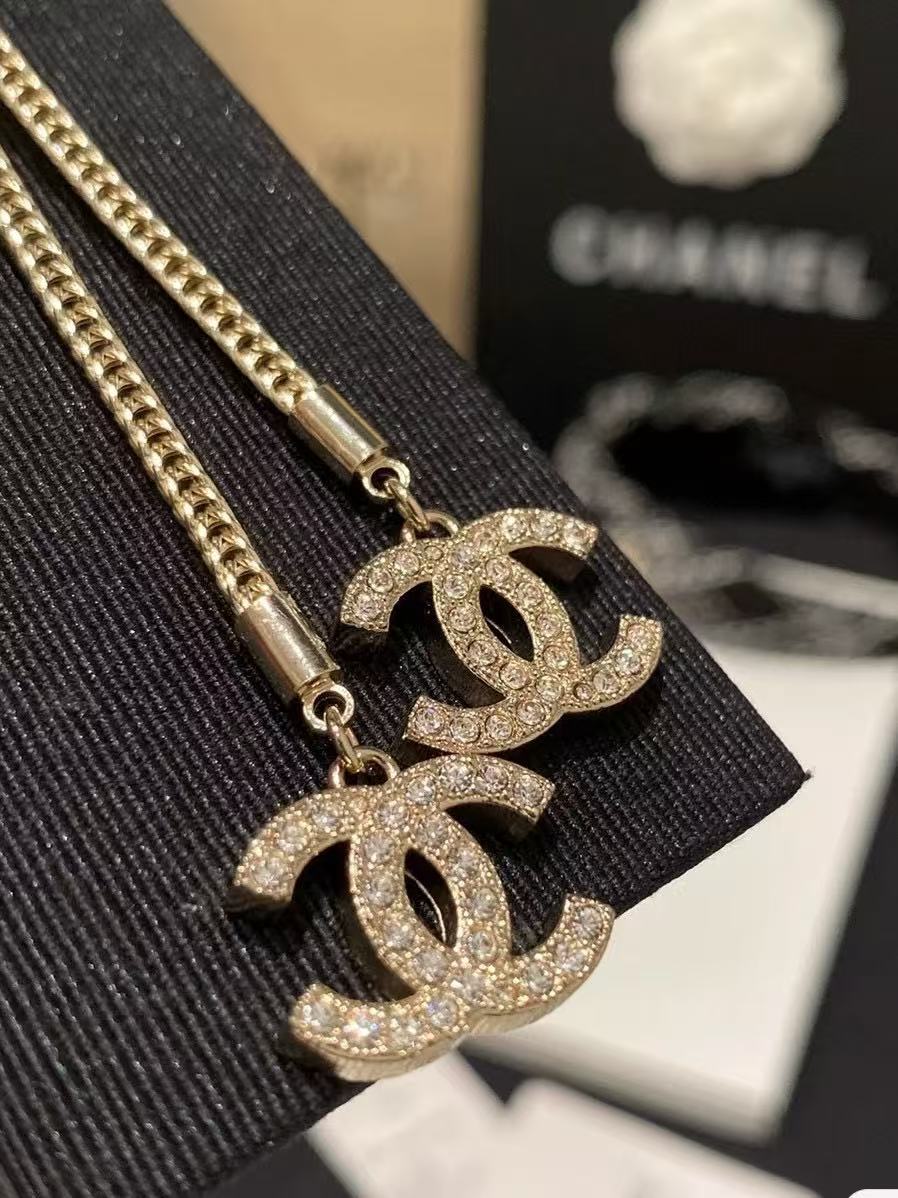 CHANE1 24K スネークボーン ダブル C タッセル ネックレス【50％割引+送料無料】