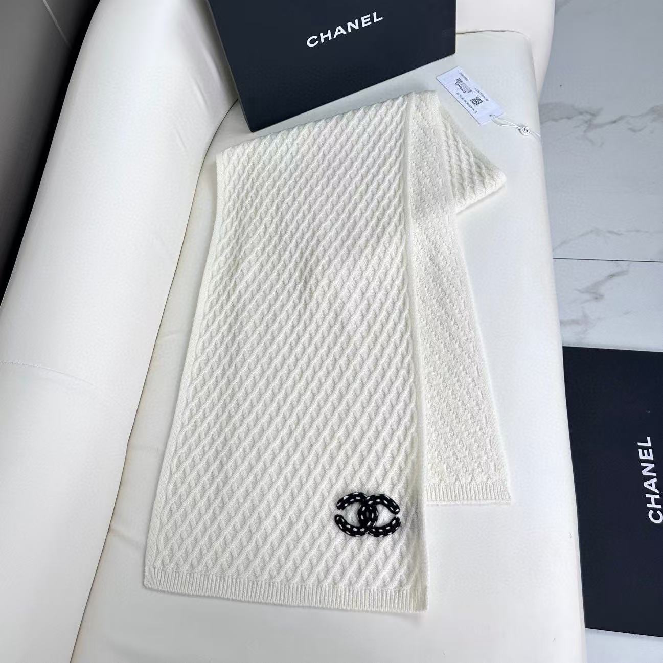 CHANE1 チェック柄ウールスカーフ【 50％割引+送料無料】