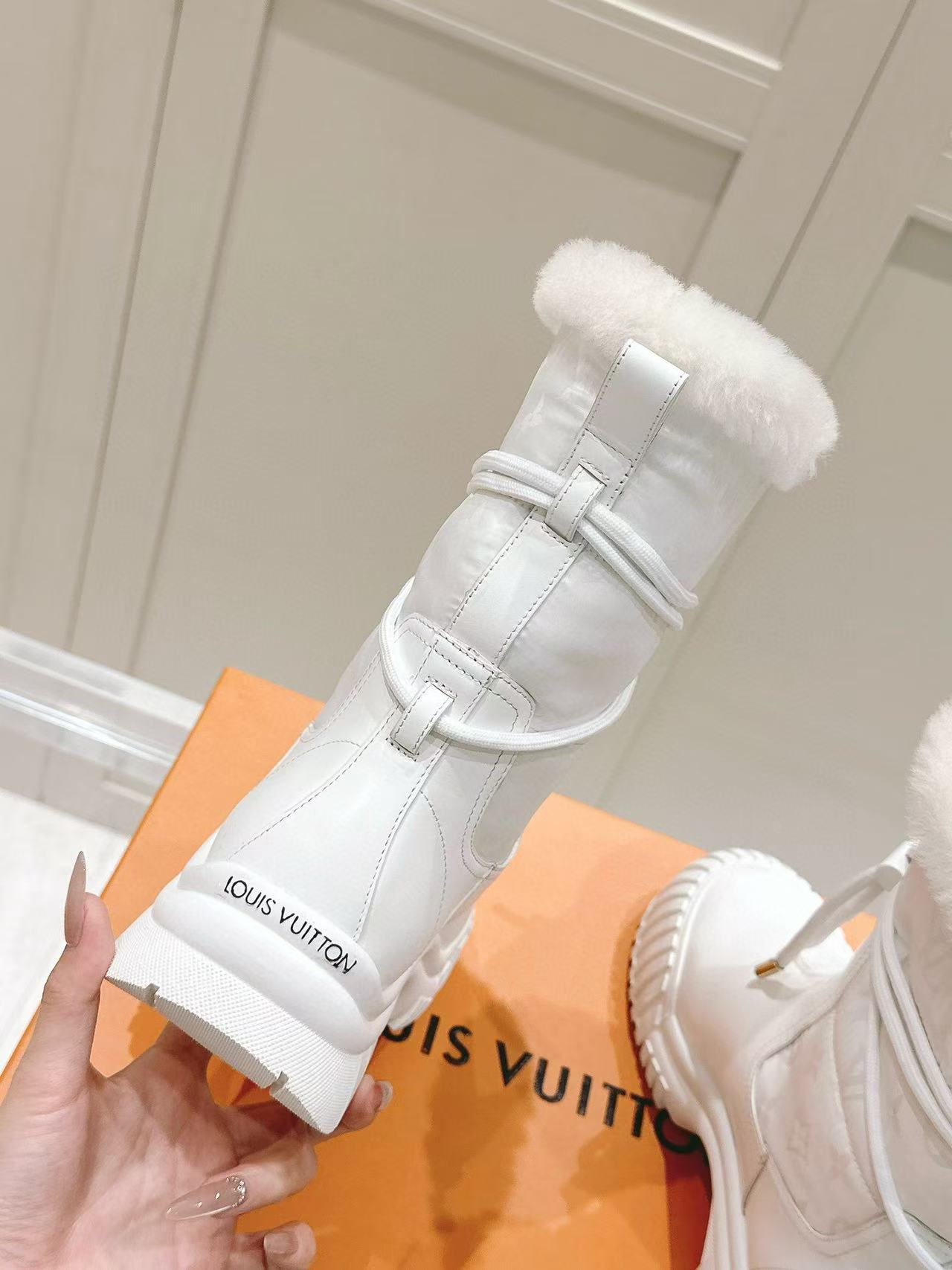 LV高品質スノーブーツ【50％割引+送料無料】