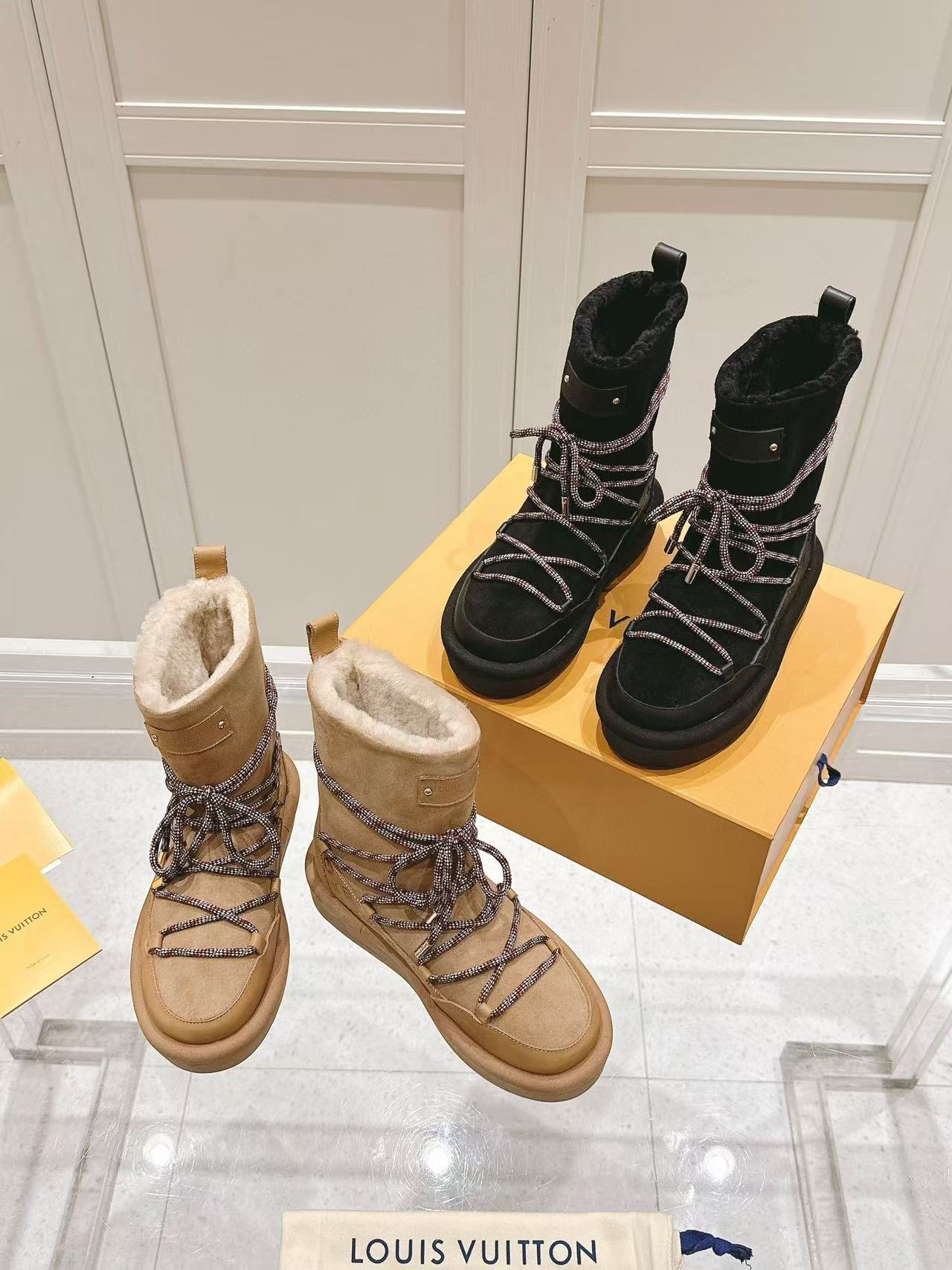 LV高品質リアルウール レースアップ スノーブーツ【50％割引+送料無料】