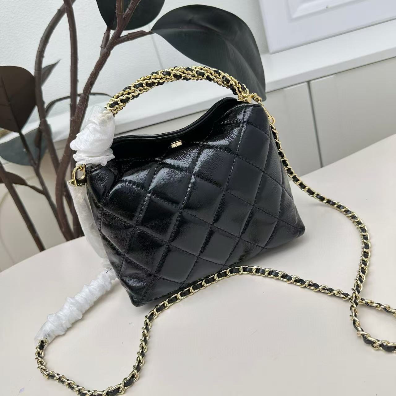 CHANE1 24A チェーンハンドバッグ【50％割引+送料無料】