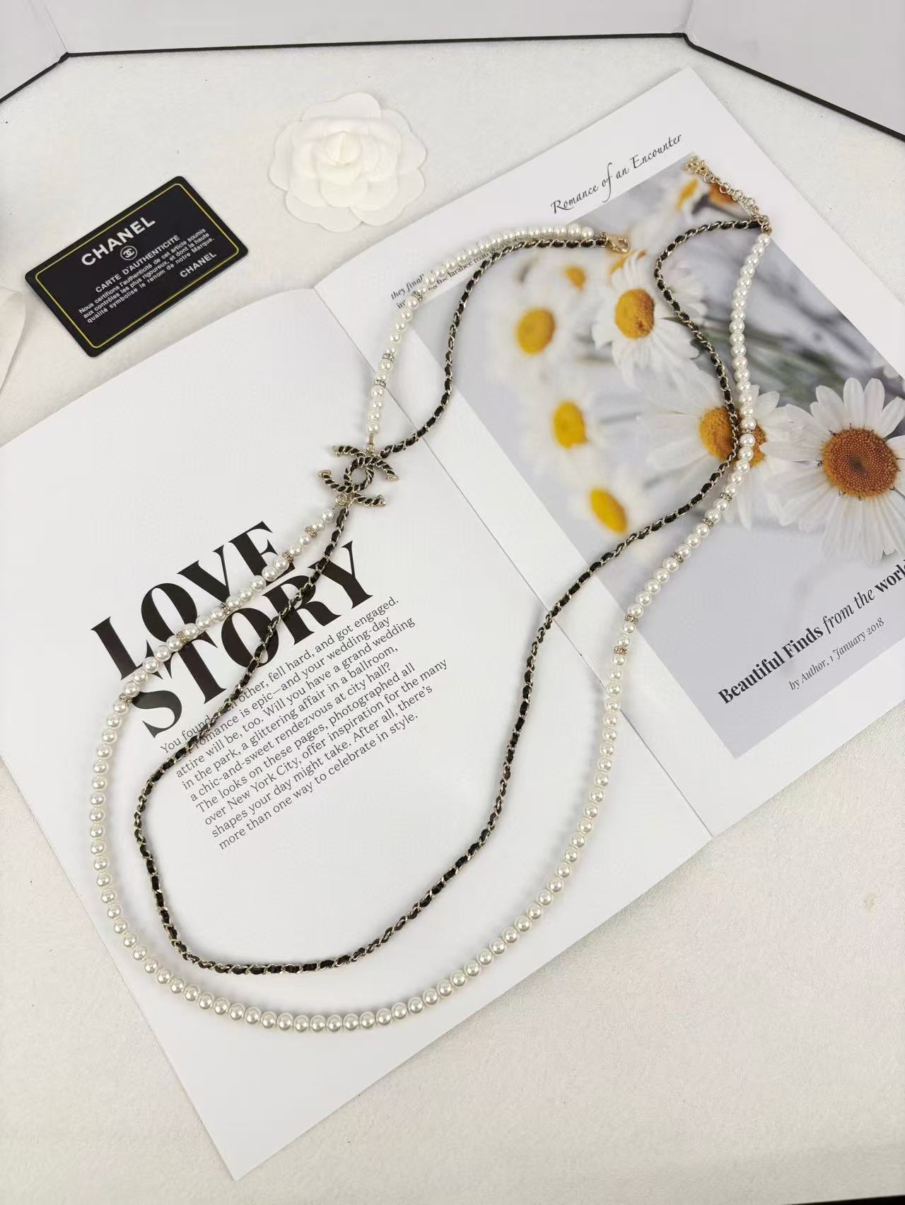 CHANE1 レザー中空ツイスト二層セーターチェーン【50％割引+送料無料】