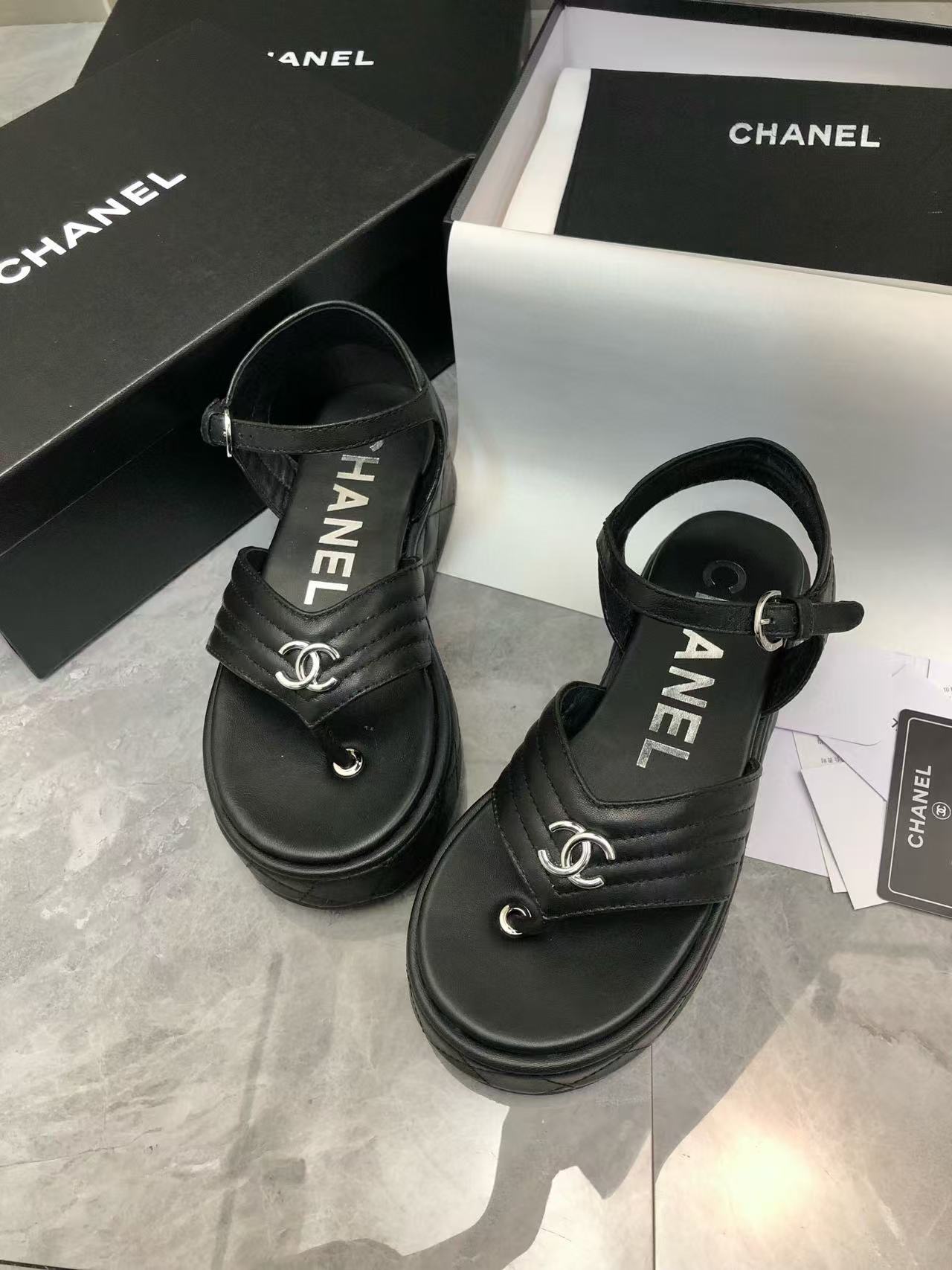 CHANE1 高品質厚底カジュアルサンダル【50％割引+送料無料】