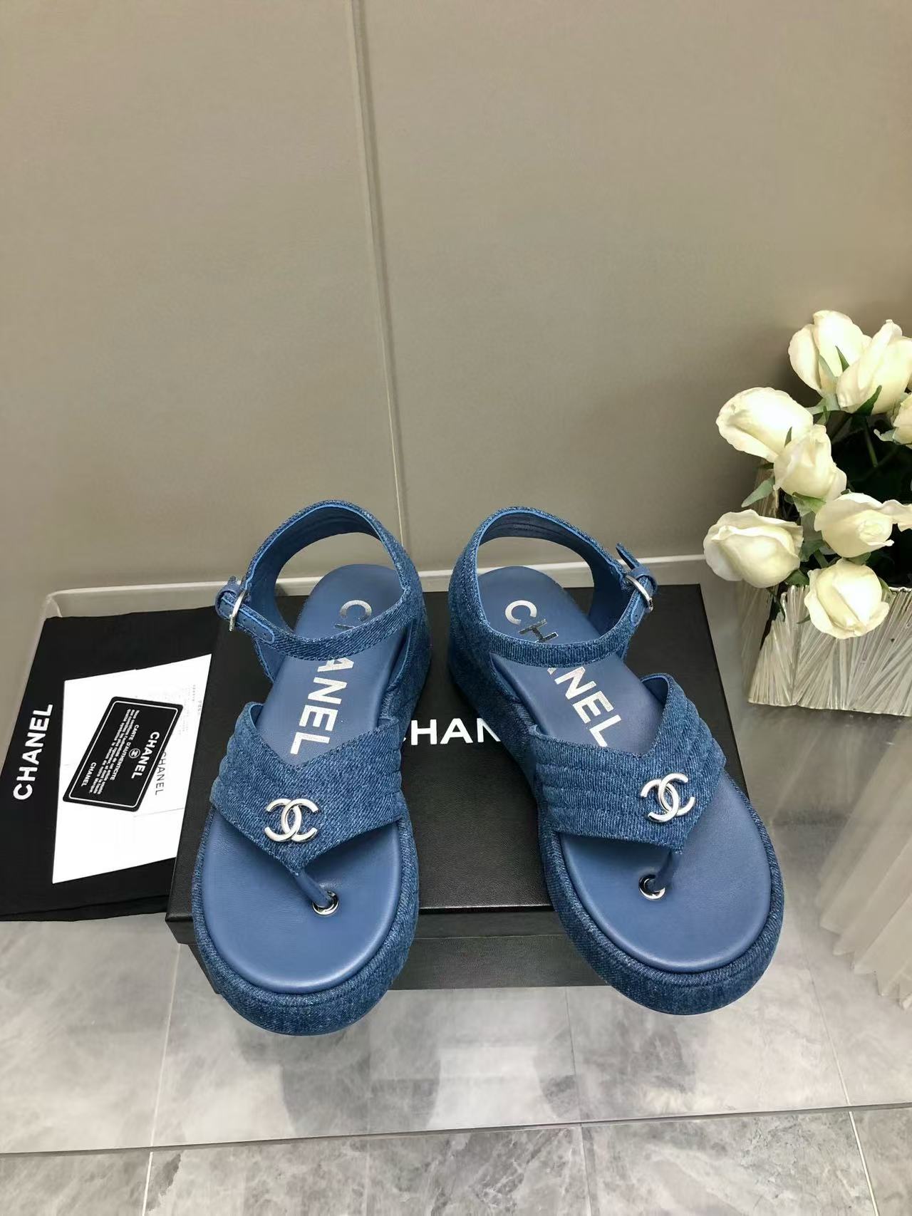 CHANE1 高品質厚底カジュアルサンダル【50％割引+送料無料】