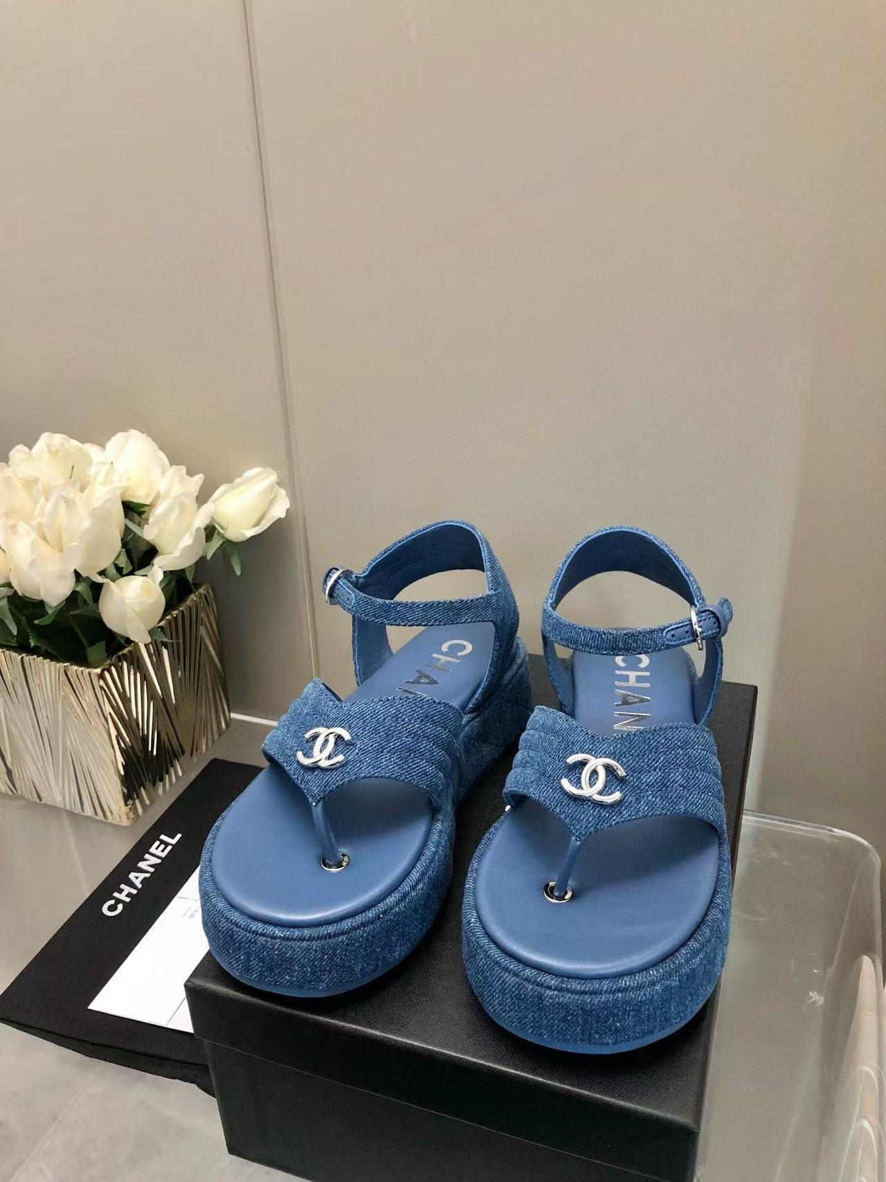 CHANE1 高品質厚底カジュアルサンダル【50％割引+送料無料】