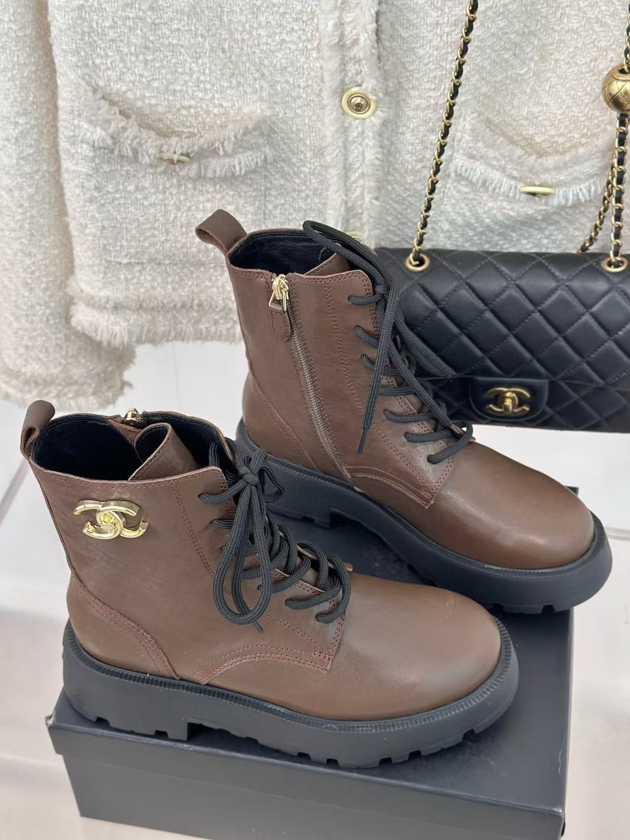 CHANE1 高品質シープスキン レースアップブーツ【50％割引+送料無料】