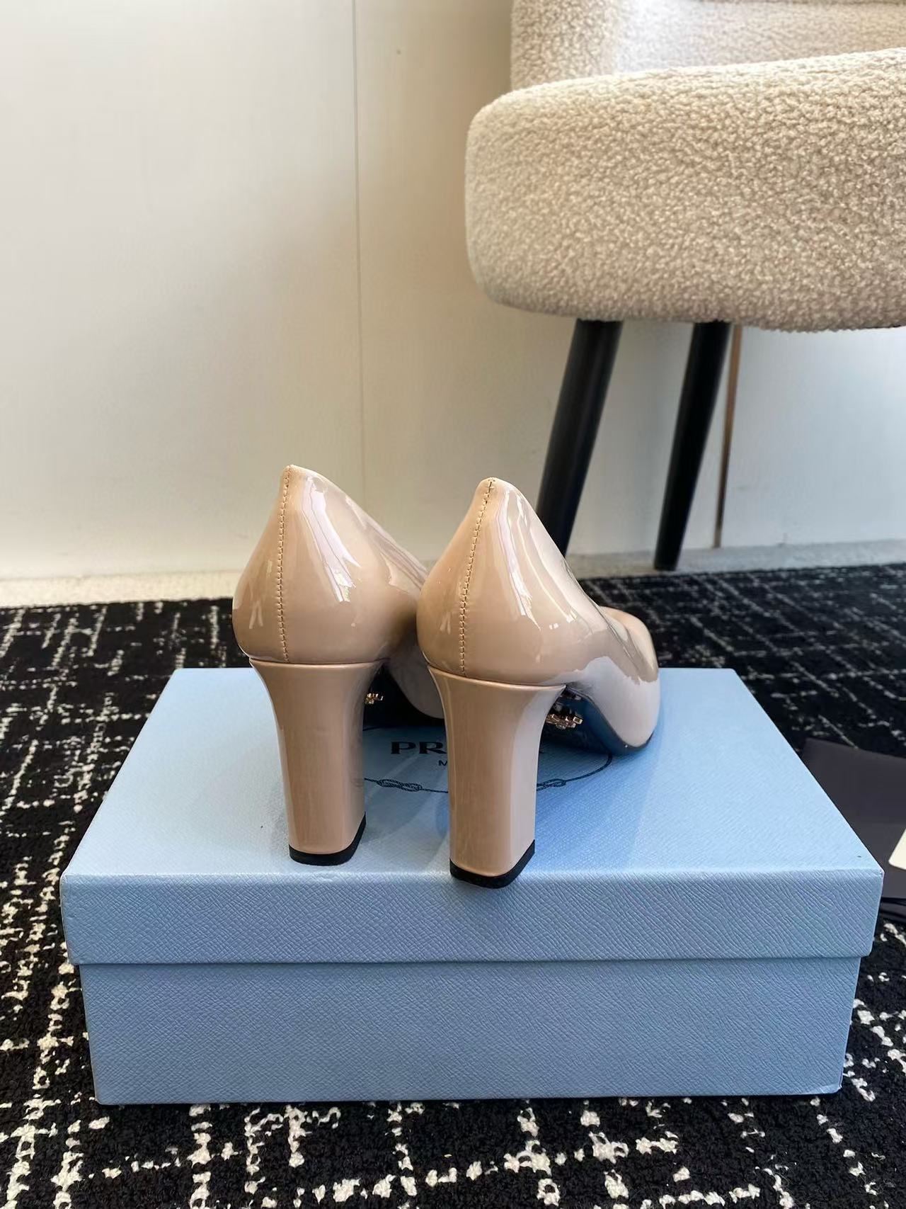 PR4DA 高品質パテントレザー ハイヒール【50％割引+送料無料】