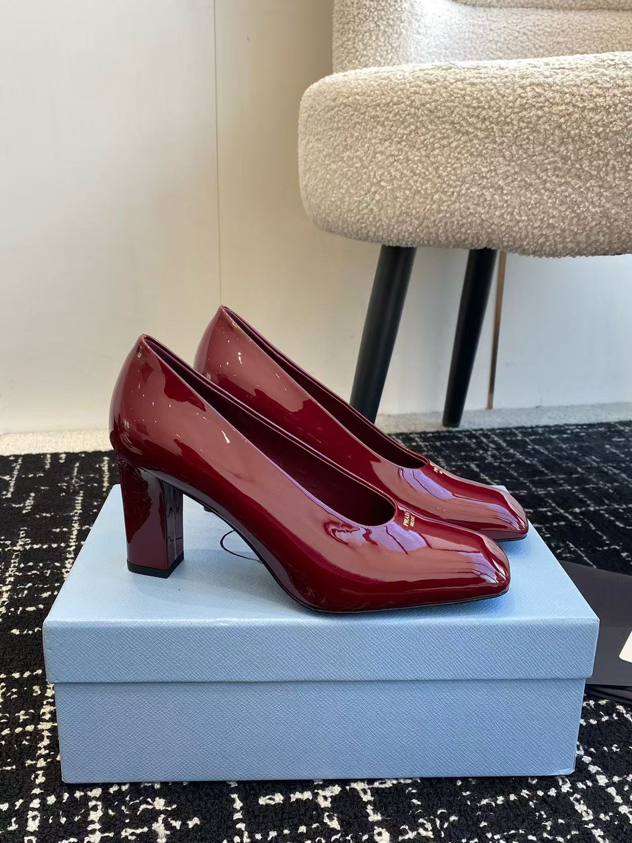 PR4DA 高品質パテントレザー ハイヒール【50％割引+送料無料】